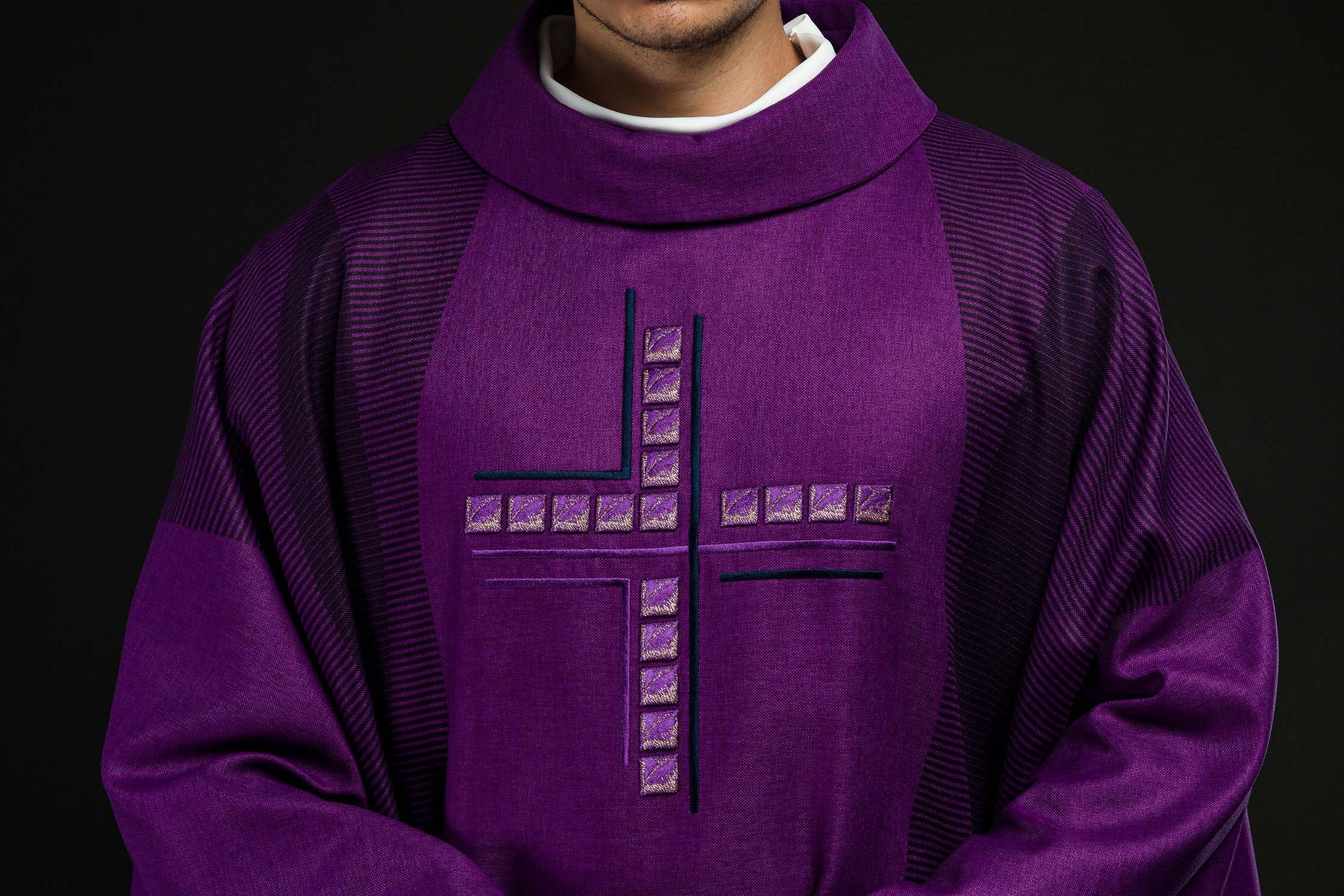 Comment encourager les fidèles à participer à la messe quotidienne ? - CHASUBLES.FR
