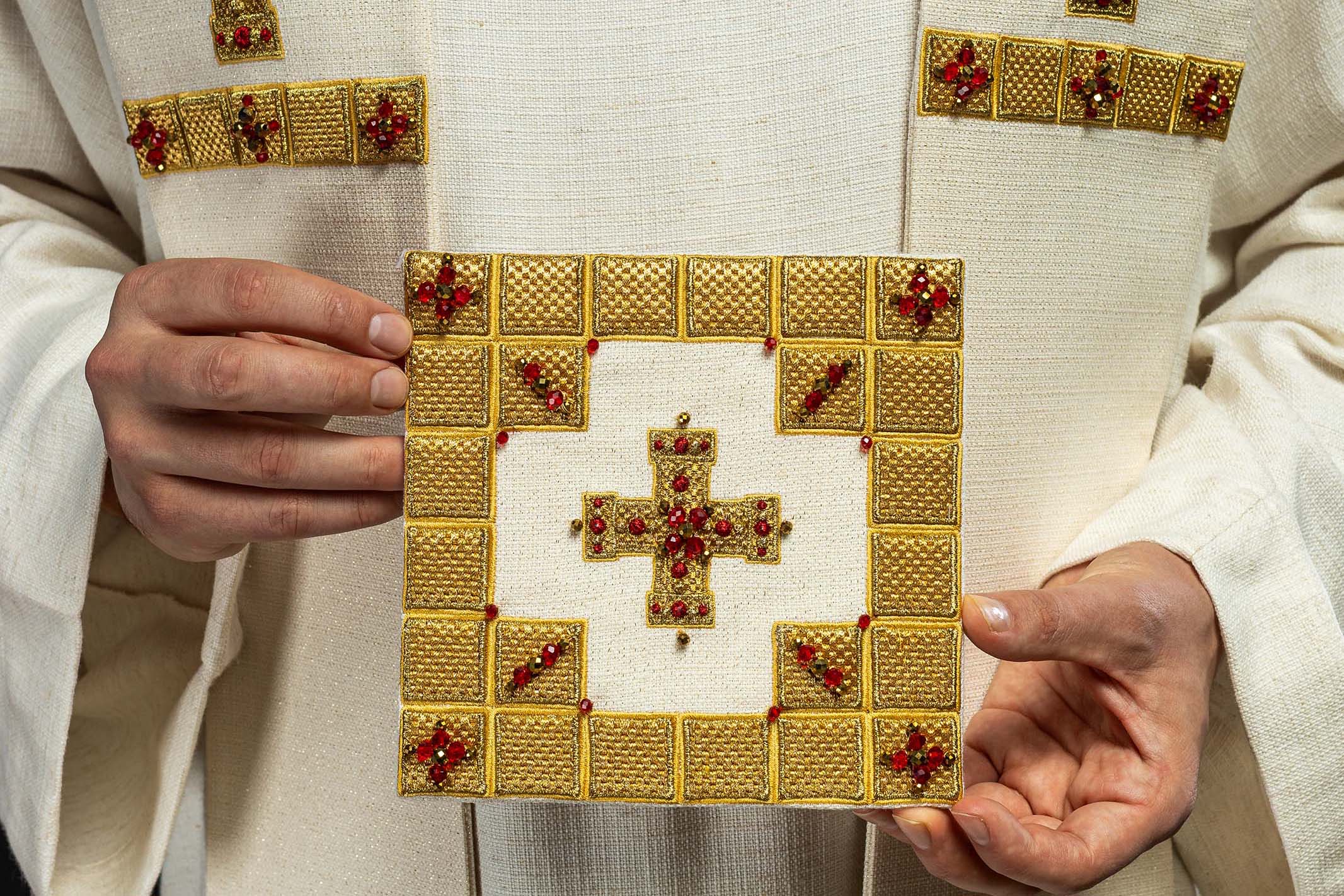 Comment organiser une visite pastorale (la "bénédiction des maisons") ? - CHASUBLES.FR