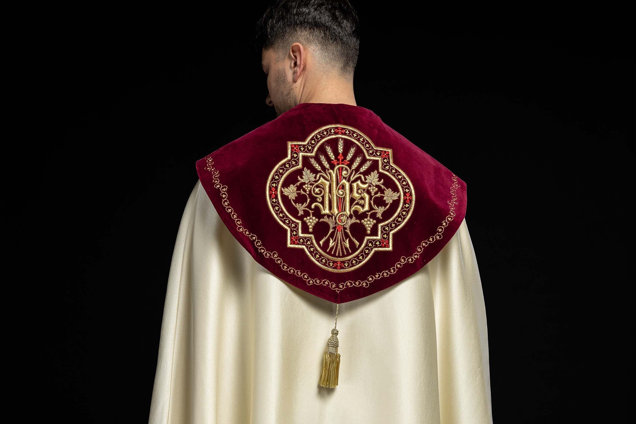 Paroisse moderne – comment allier tradition et ouverture ? - CHASUBLES.FR
