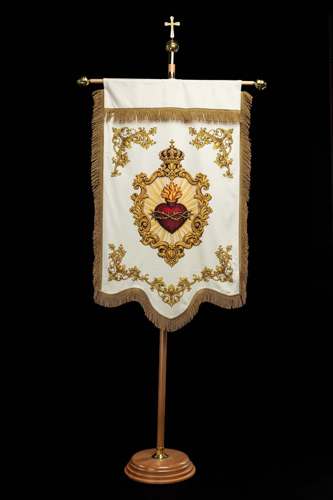Bannière liturgique imprimée recto verso avec le Sacré-Cœur de Jésus et le christogramme IHS