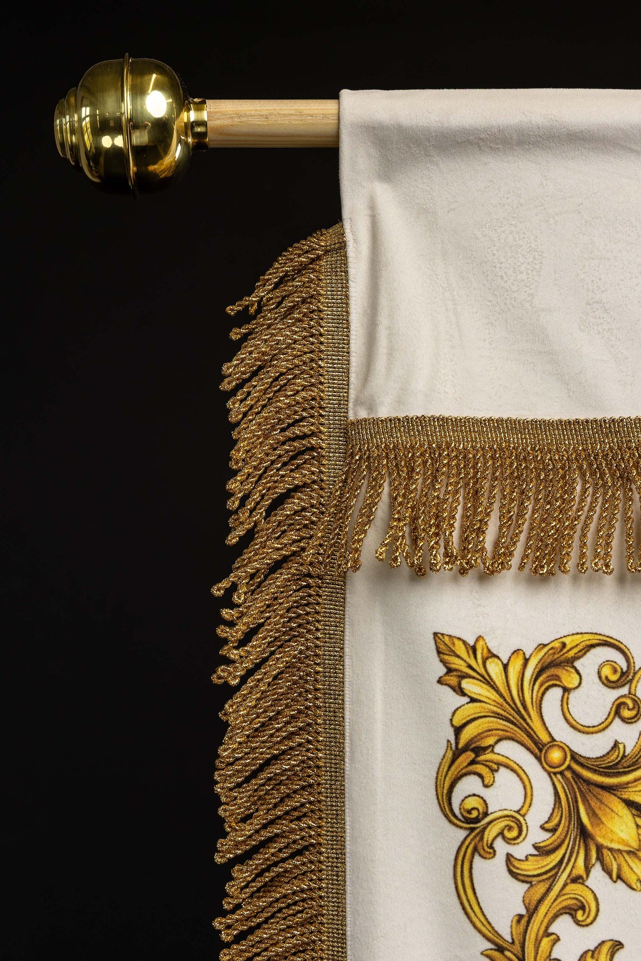 Bannière liturgique mariale imprimée recto verso avec le symbole du Cœur et le monogramme marial