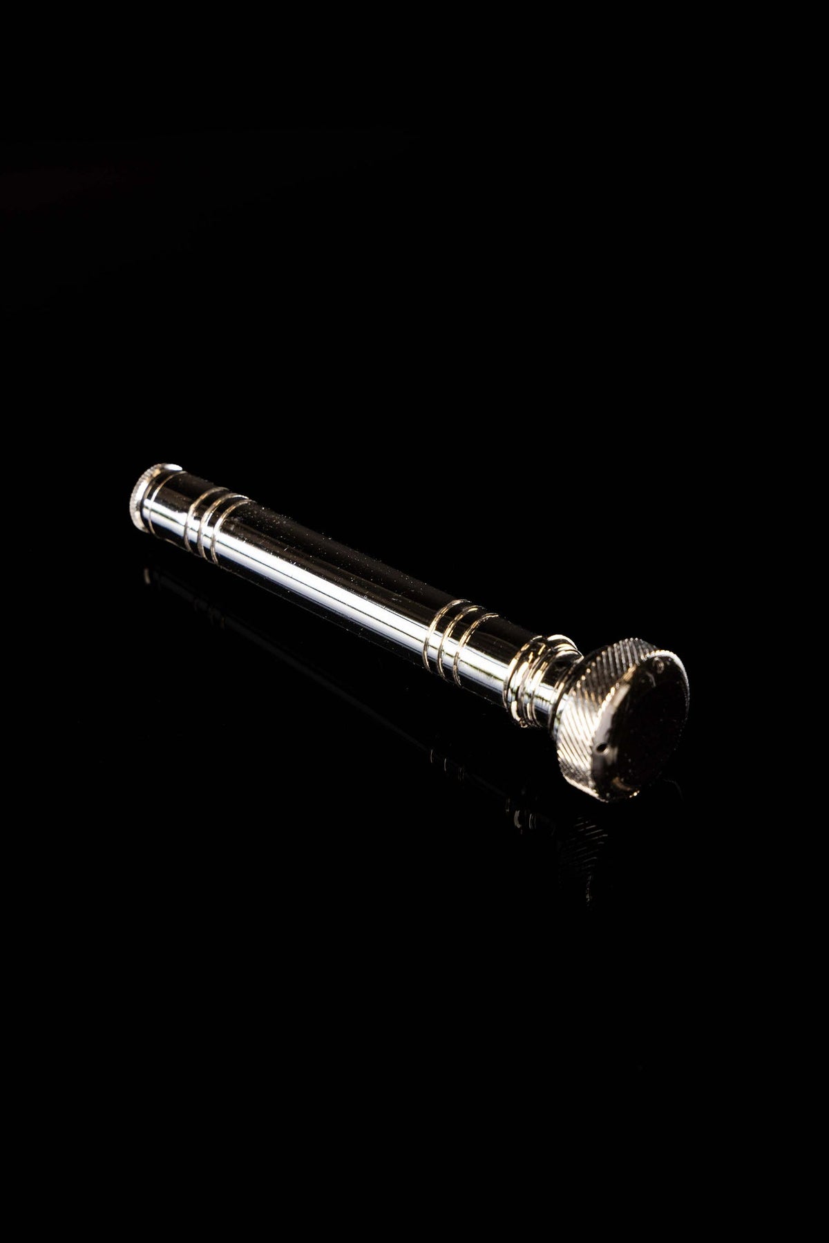 Goupillon en métal, 12.2 cm