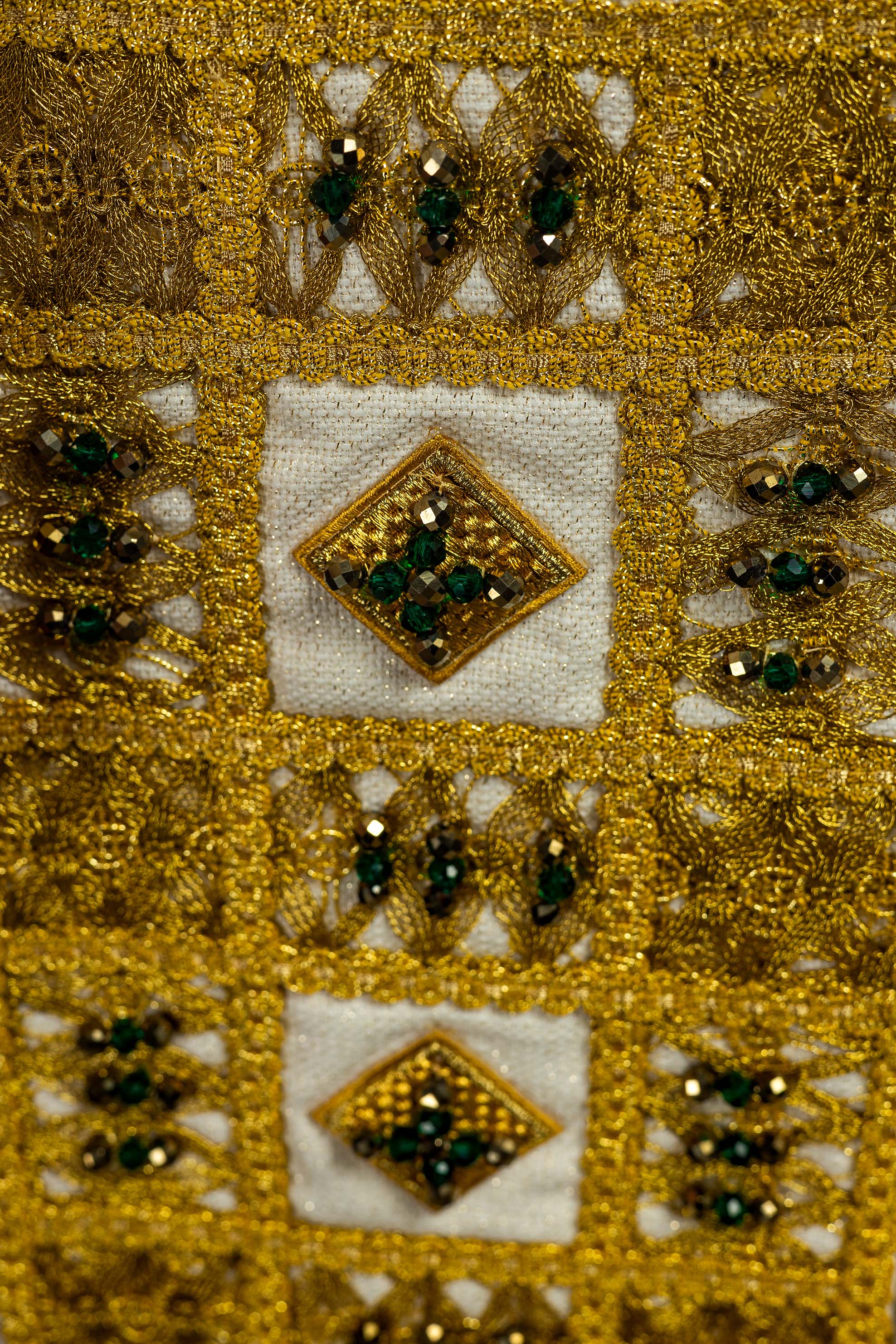 Étole faite à la main avec pierres naturelles Handmade 2013