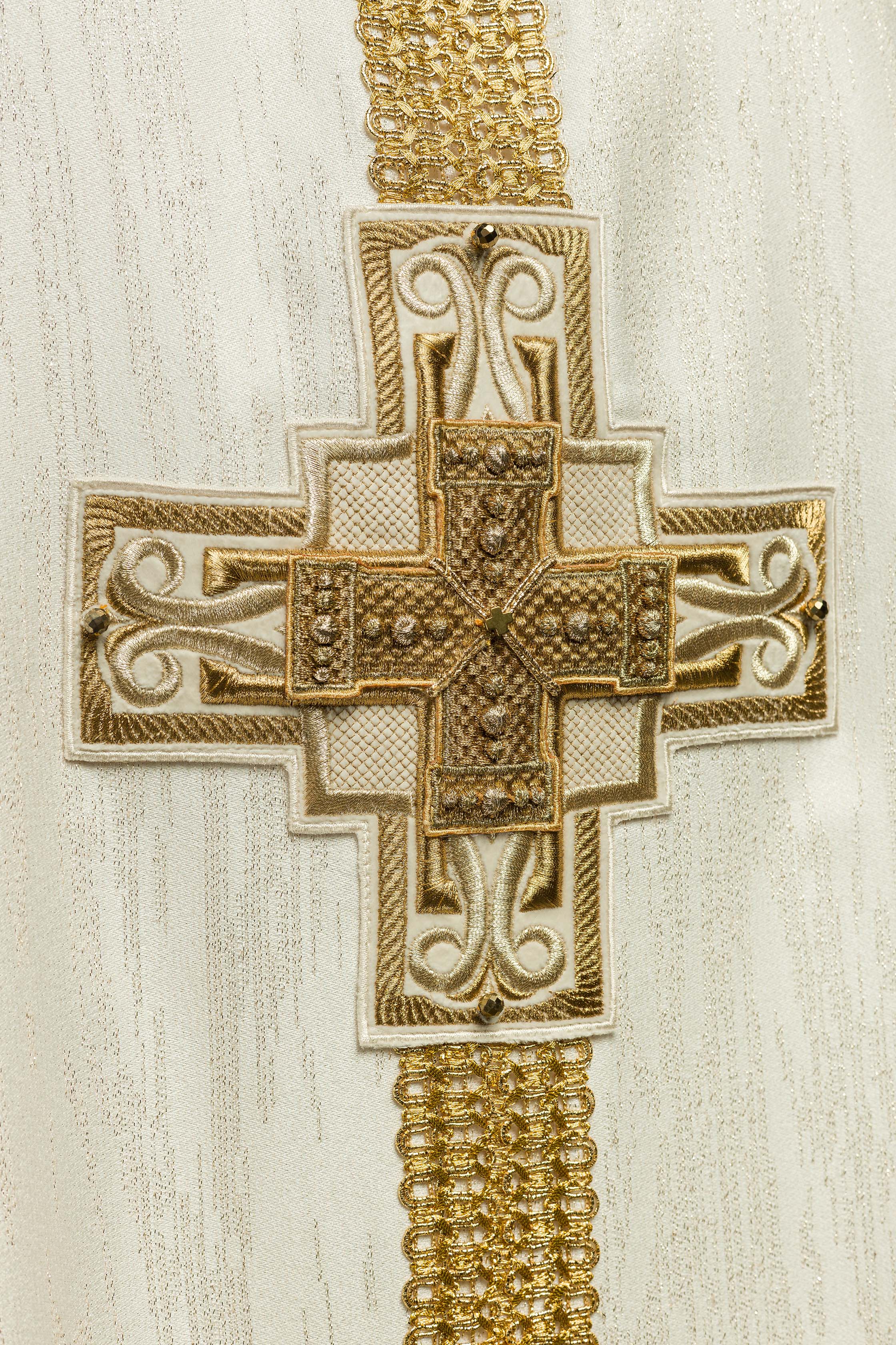 Chasuble faite à la main avec pierres naturelles Handmade 7015 Écru