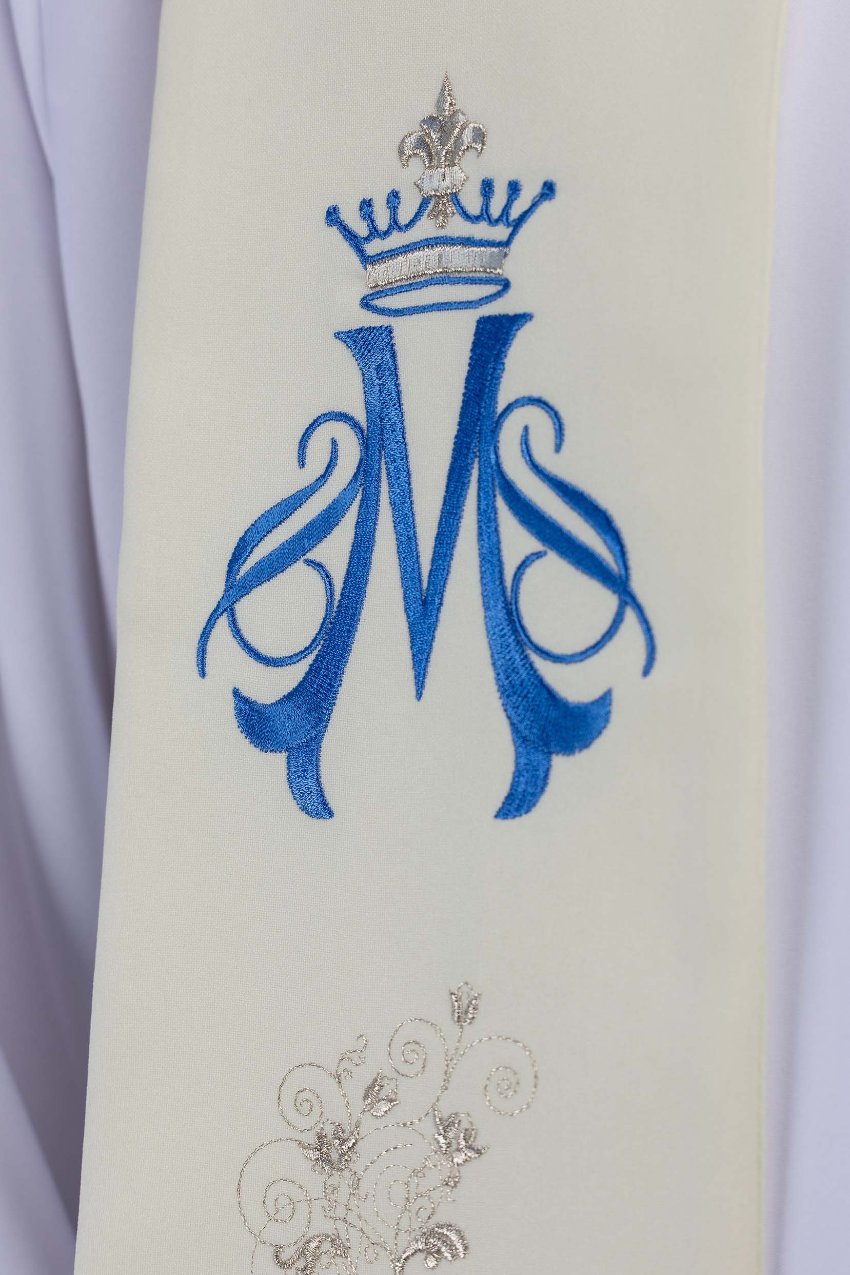Étole mariale brodée ecru