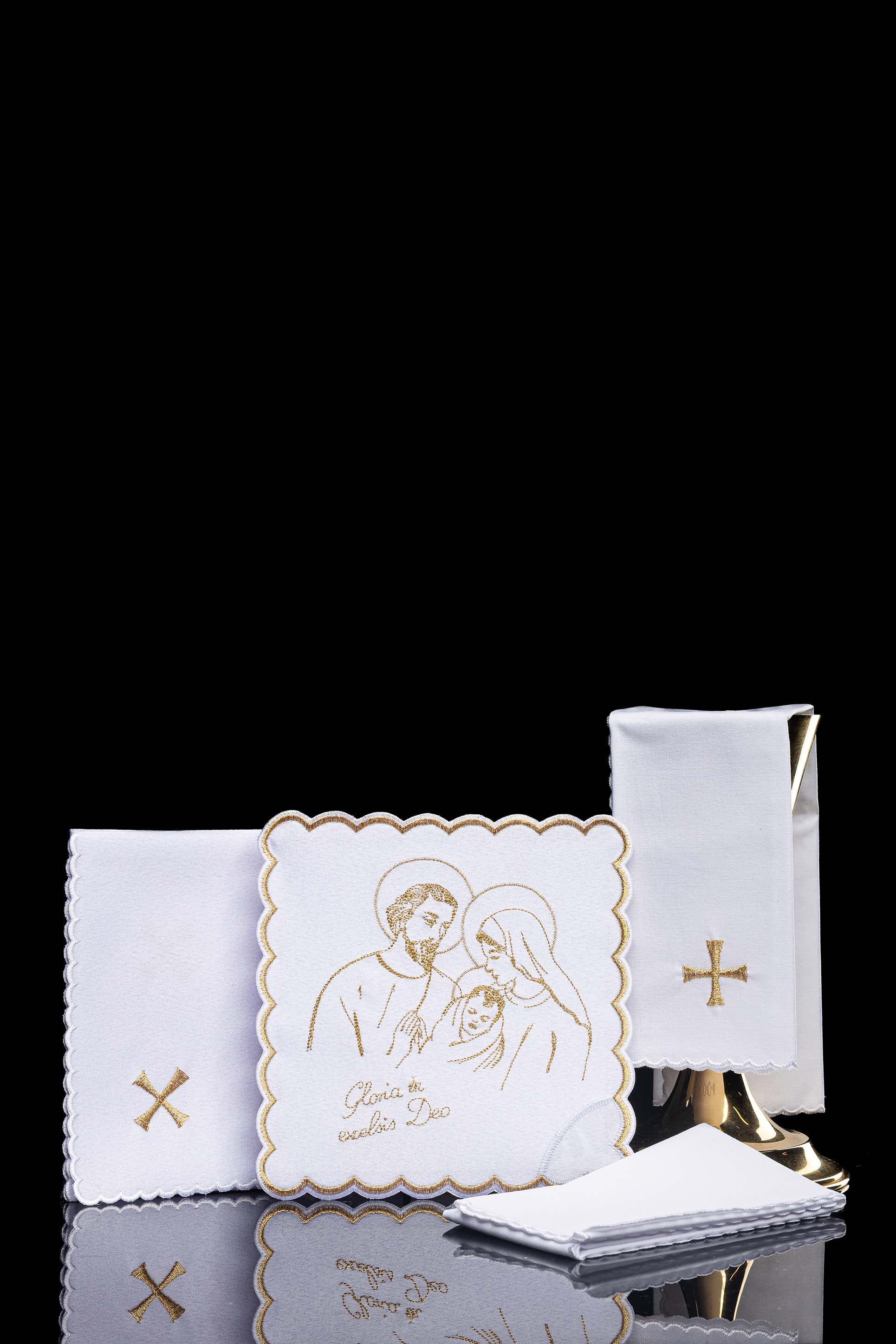 Linge d'autel avec une broderie dorée pour Noël