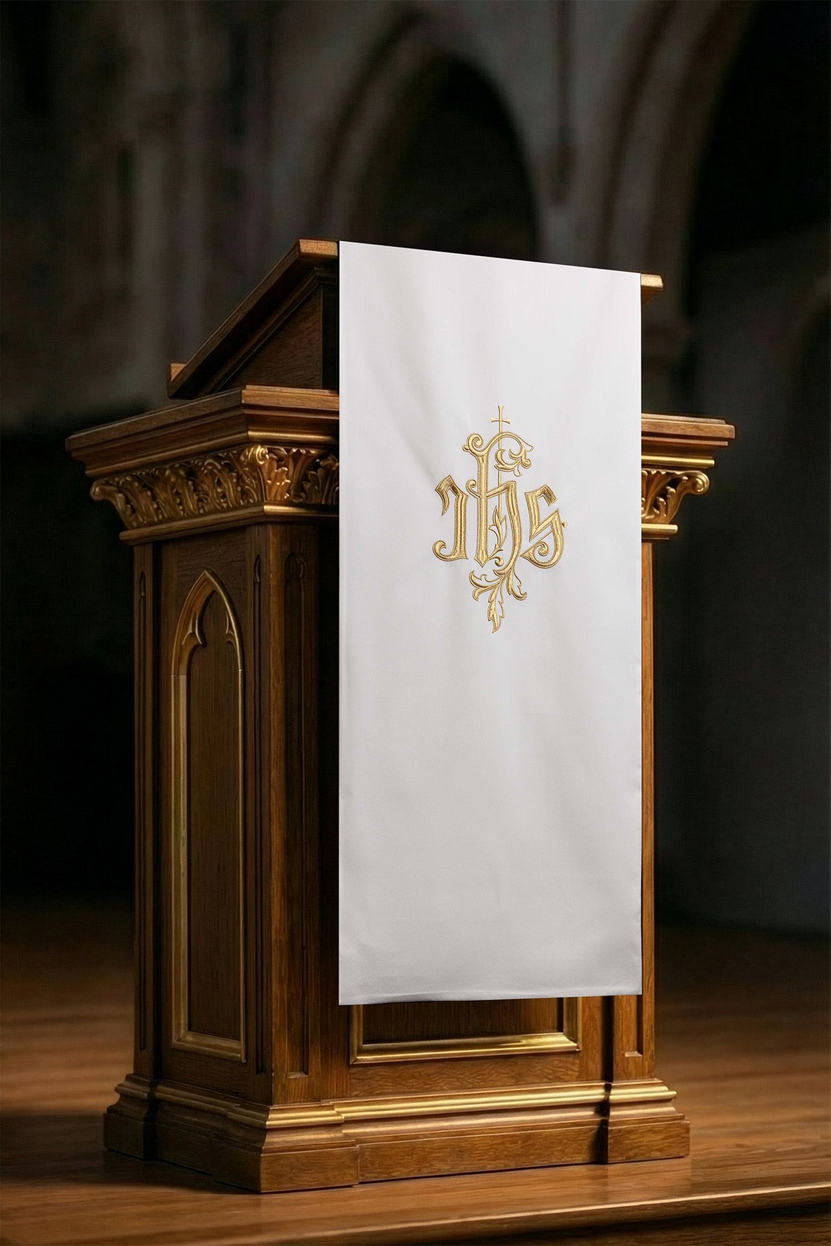 Voile de lutrin brodée avec le symbole IHS ecru