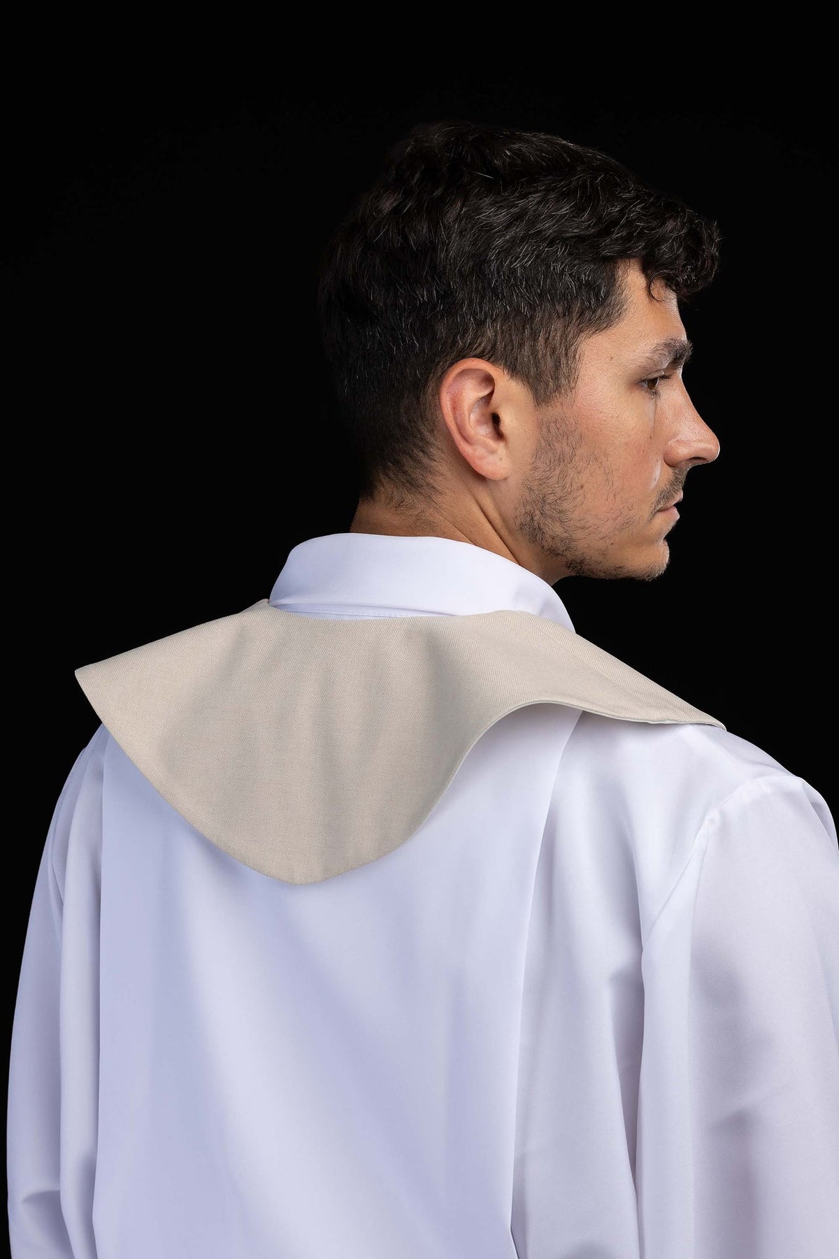 Pallium de lecteur écru avec motif marial brodé