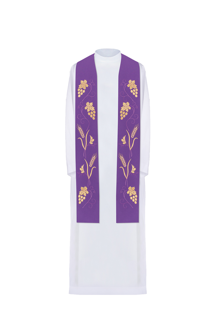 Étole de prêtre violette avec une riche broderie de raisins et d'épis