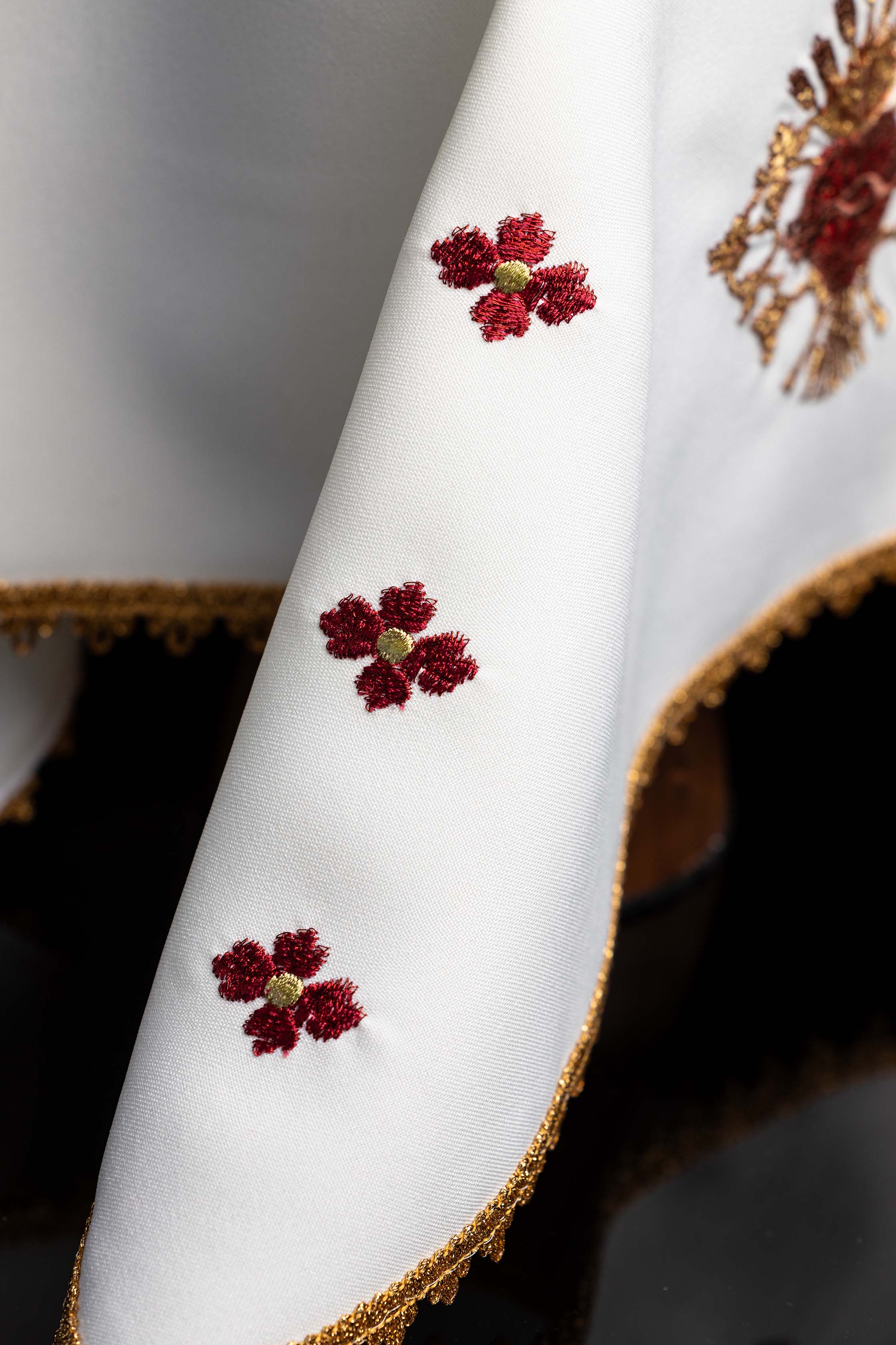 Voile de calice avec symbole brodé du Sacré-Cœur de Jésus