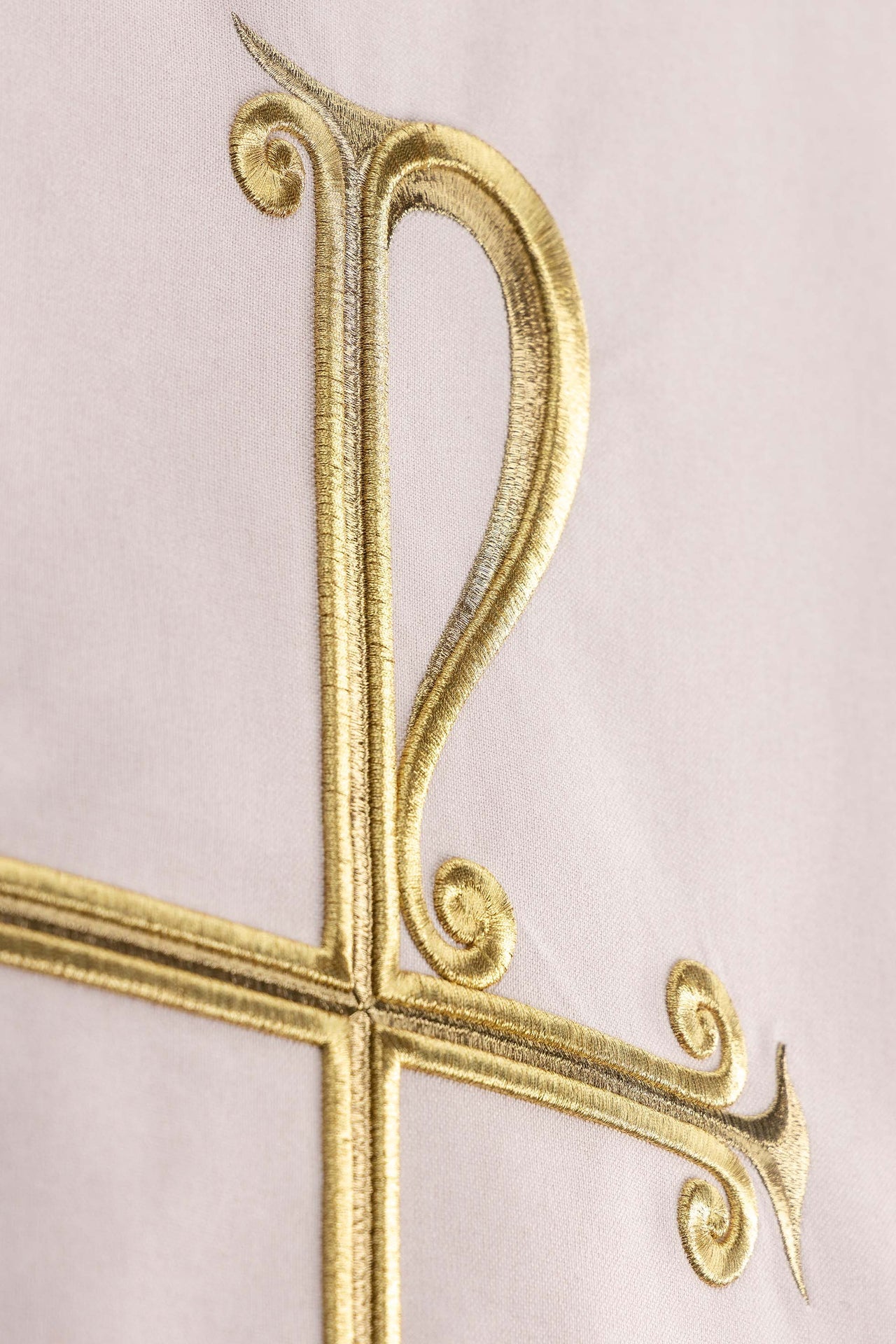Voile de lutrin rose avec broderie Pax