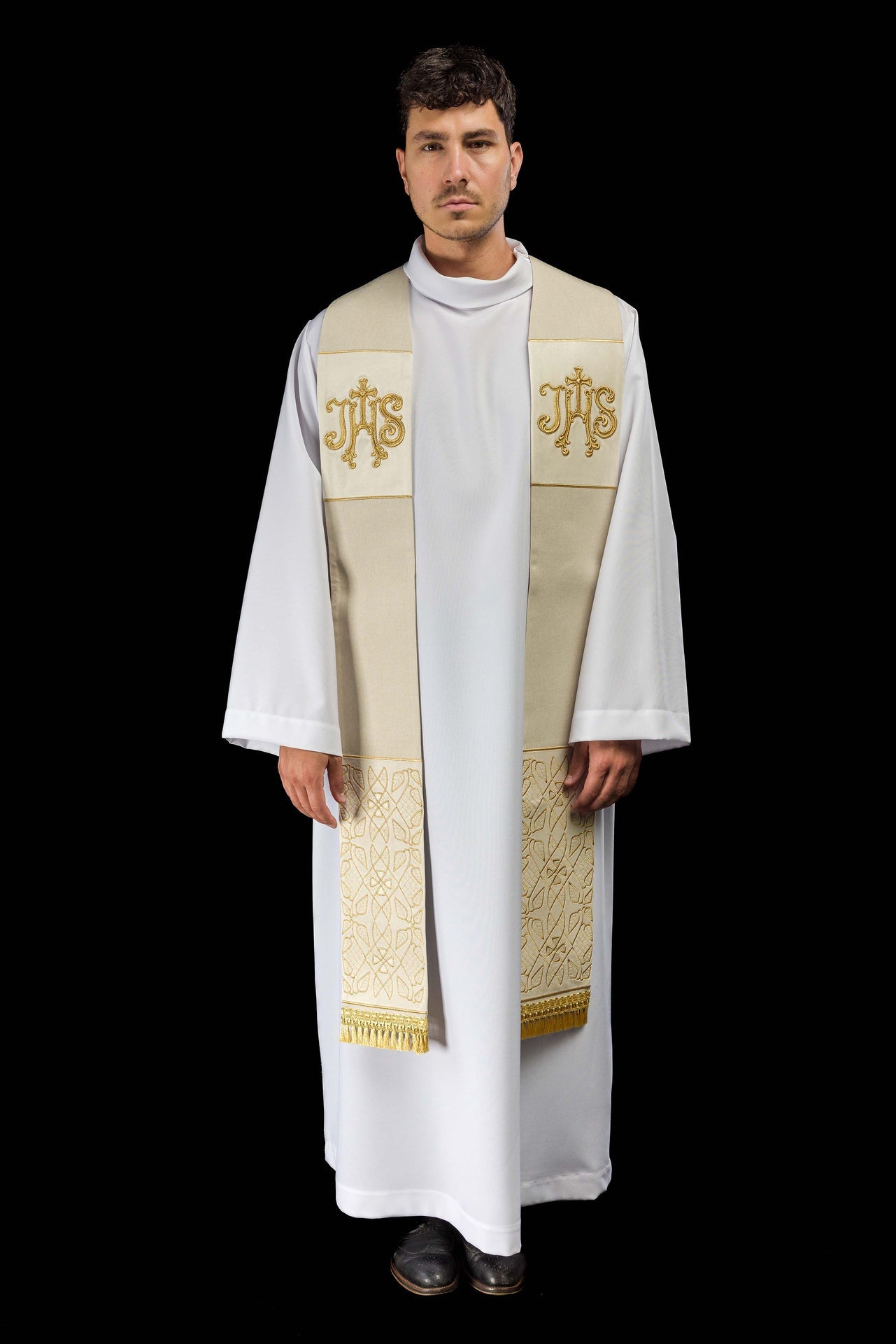 Étole en velours brodée avec le motif IHS de couleur violette