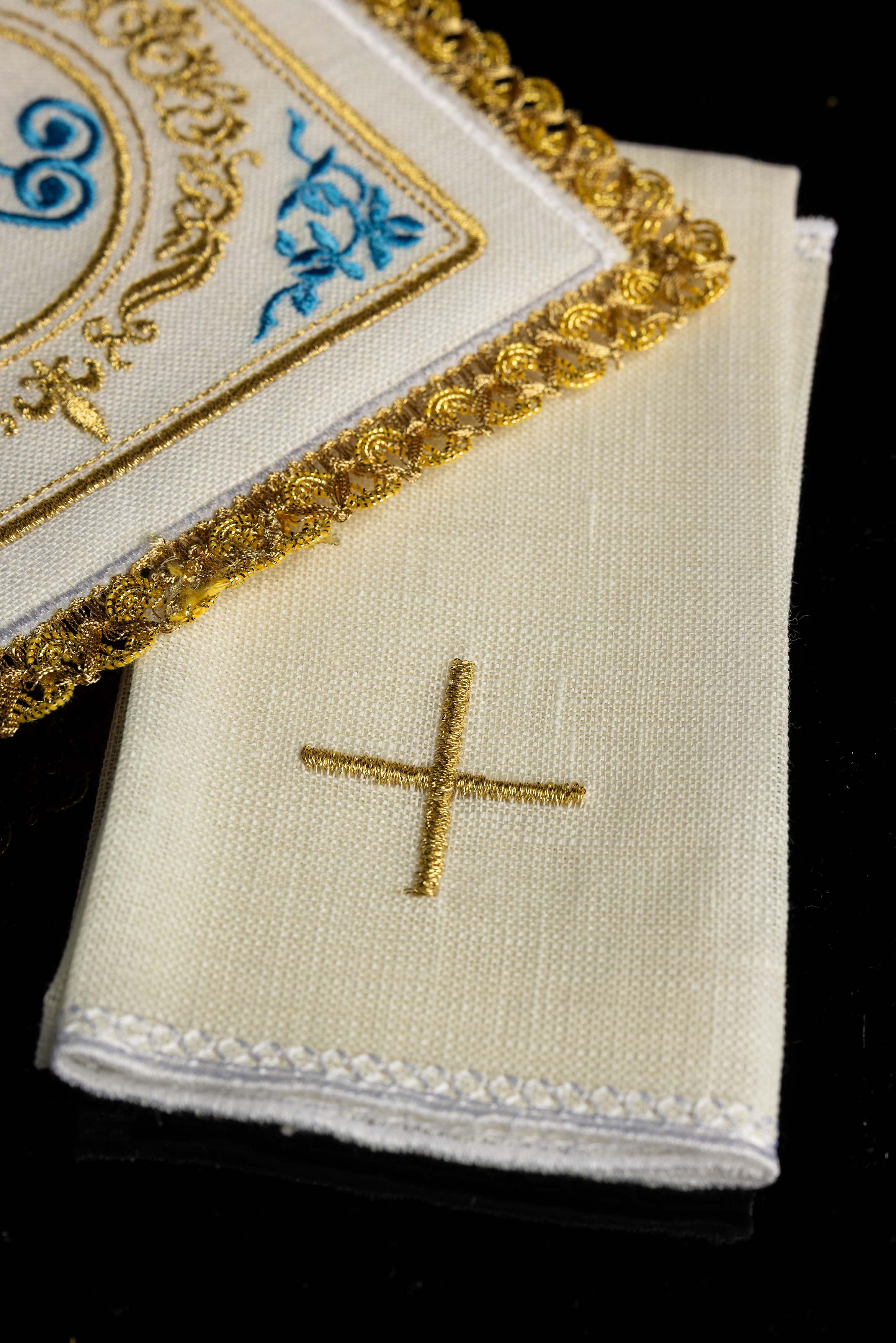 Set de calice en lin avec broderie eucharistique Marianne