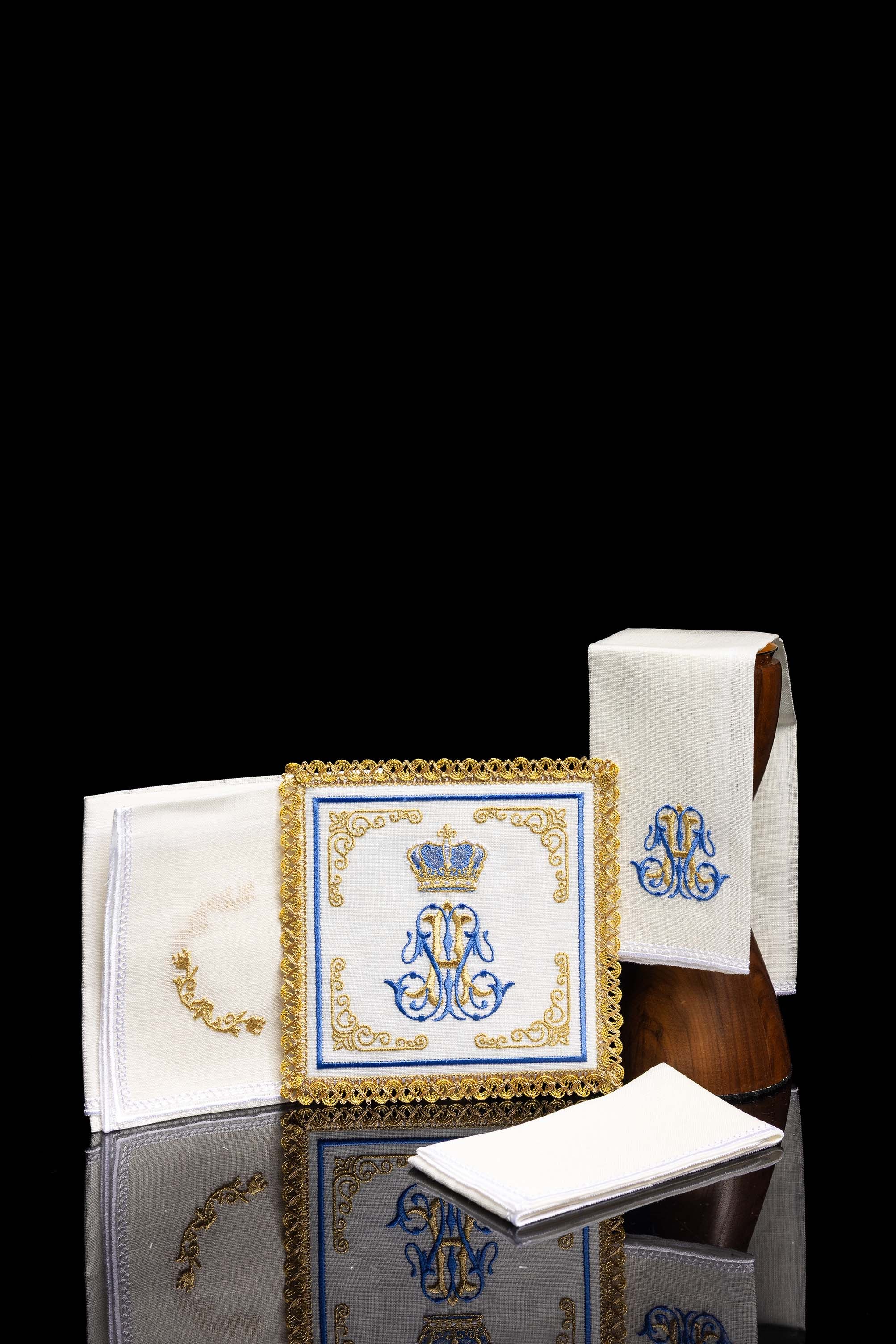 Set de calice en lin avec broderie eucharistique Marianne