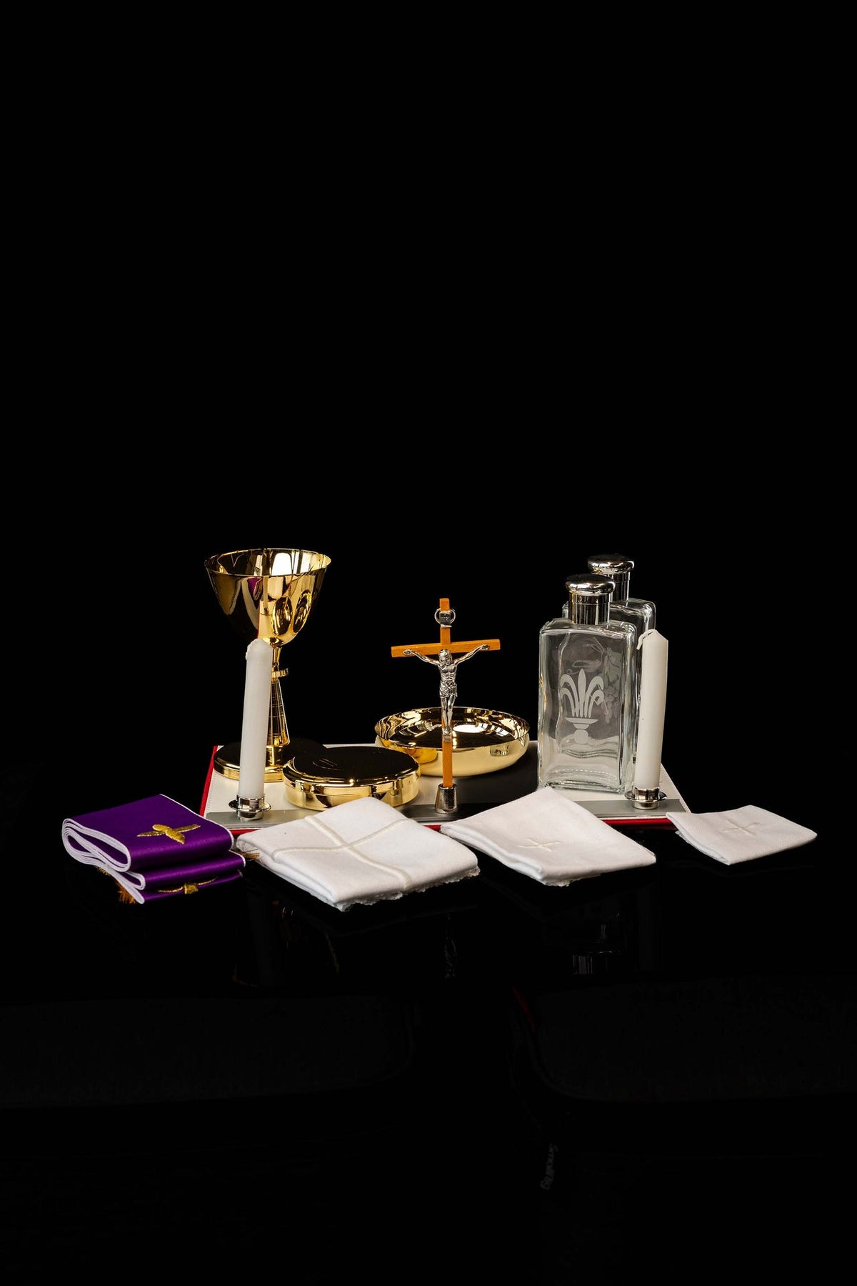 Valise de mission avec équipement liturgique