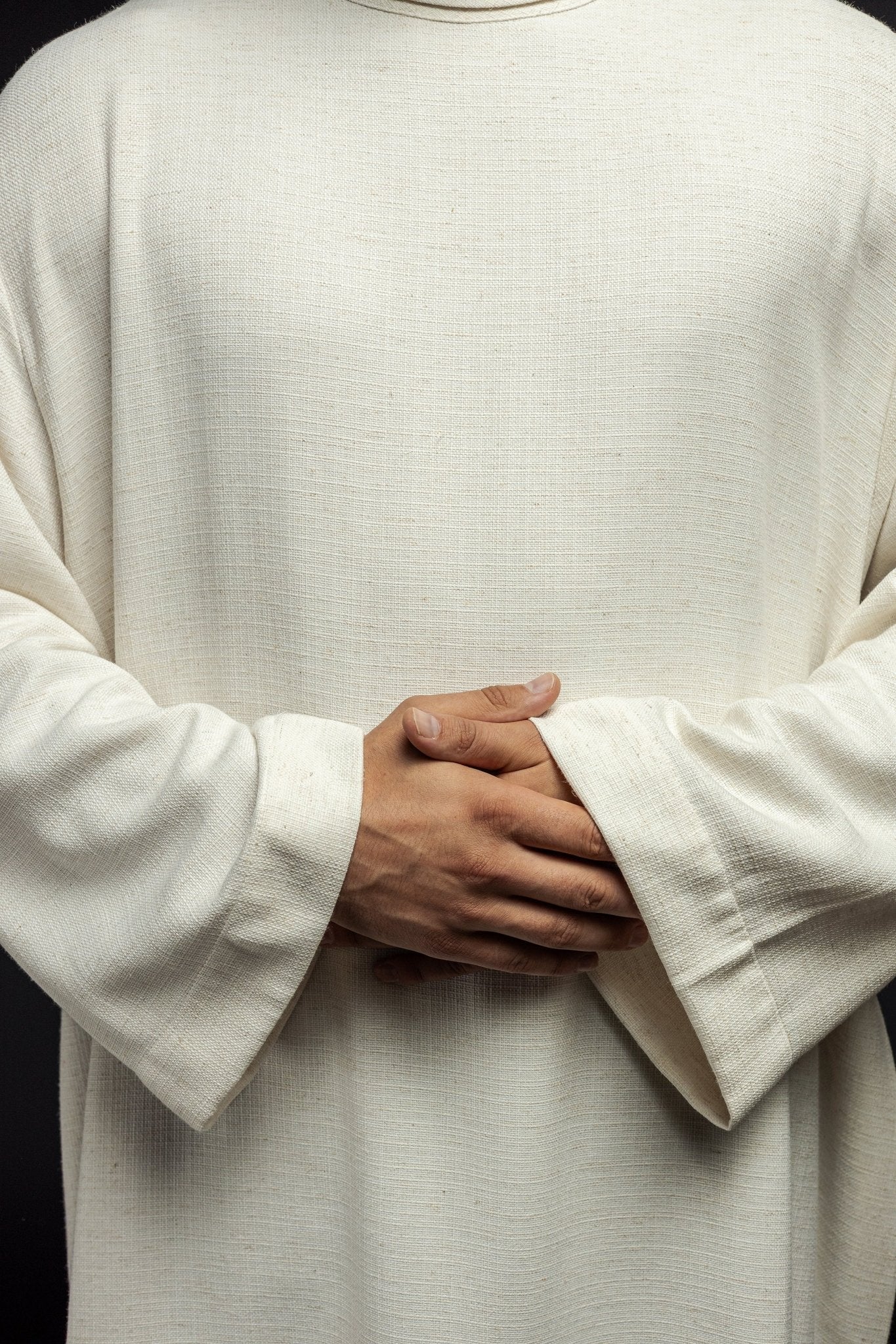 Aube sacerdotale en lin, tissage naturel KAB/031/05/49 NATURAL 135cm/164cm - CHASUBLES.FR