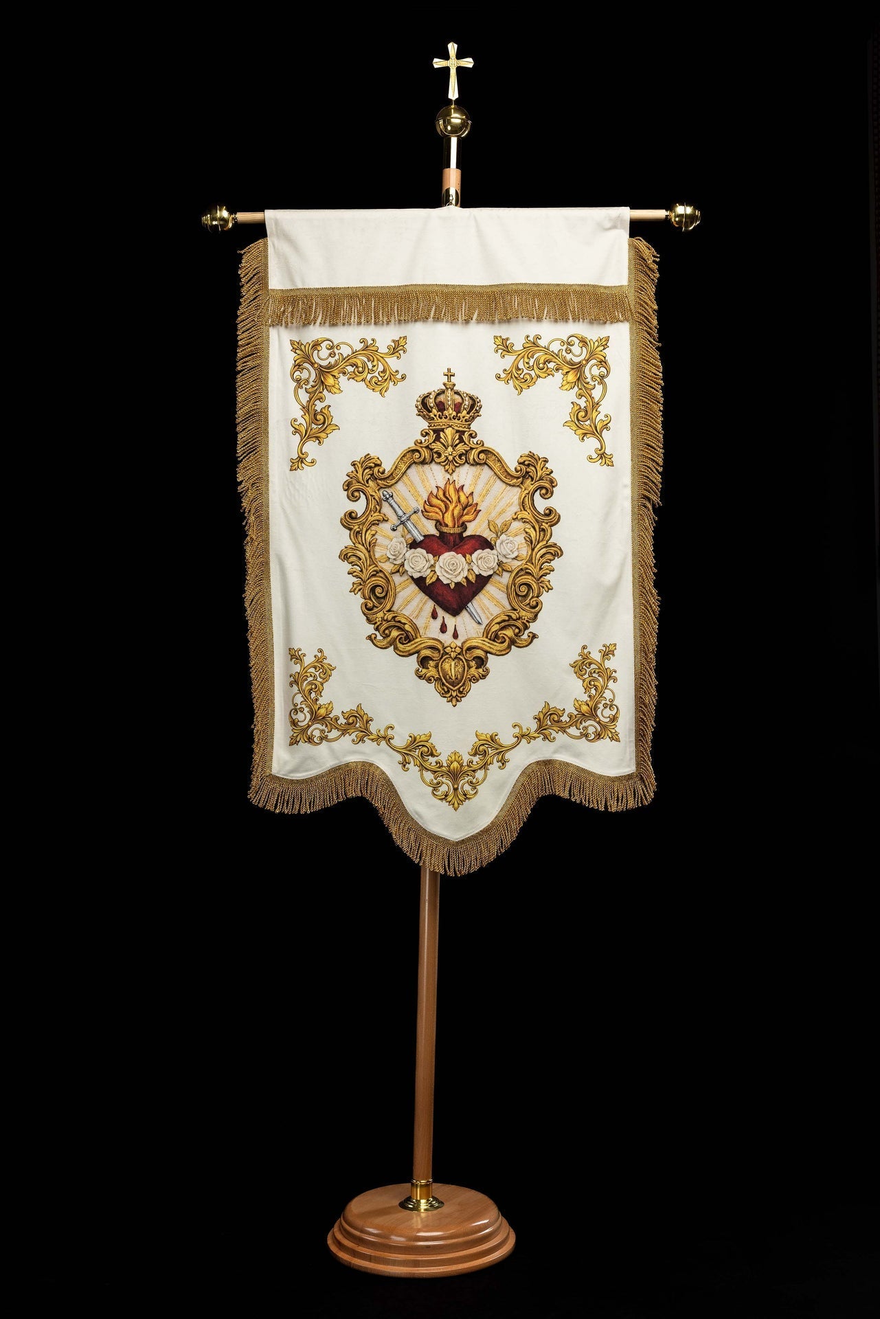 Bannière liturgique mariale imprimée recto verso avec le symbole du Cœur et le monogramme marial CHD/003/05/109 80*130 - CHASUBLES.FR
