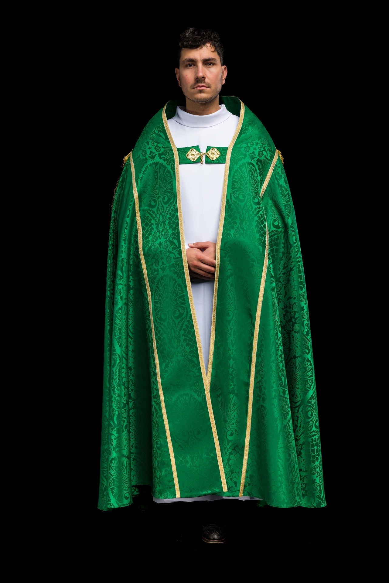 Chapelle romaine en tissu jacquard uni – verte KKP/159/01/83 145cm - CHASUBLES.FR