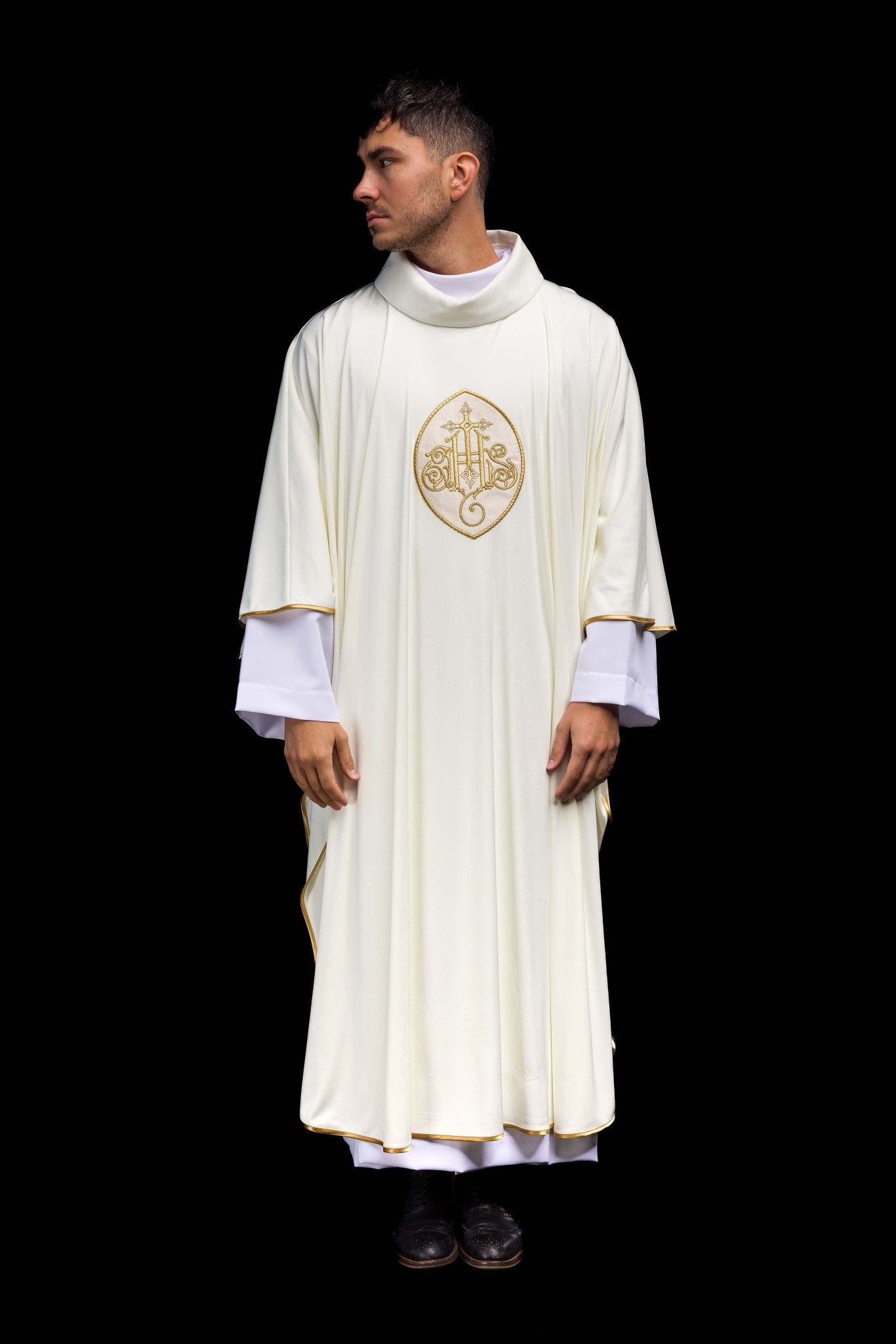 Chasuble brodée avec IHS KOR/388/05/78 - CHASUBLES.FR