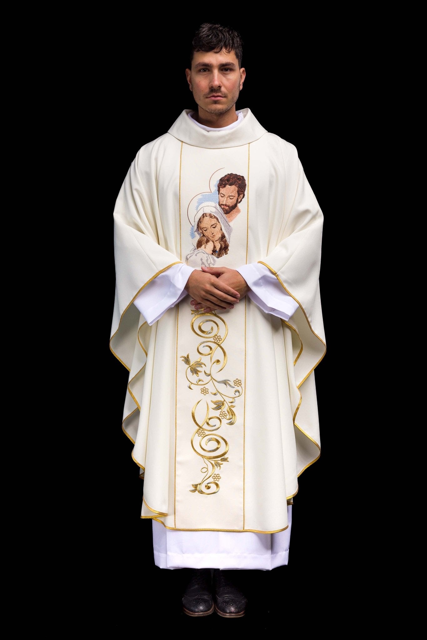 Chasuble de Noël avec l'image de la Sainte Famille KOR/196/05/01 ECRU - CHASUBLES.FR