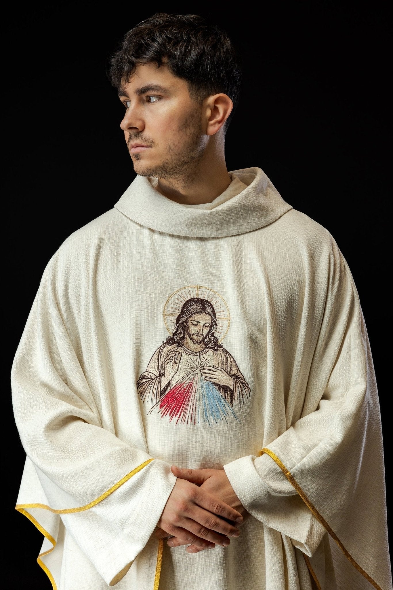 Chasuble écru avec image de la Miséricorde Divine KOW2/031/05/49 - CHASUBLES.FR
