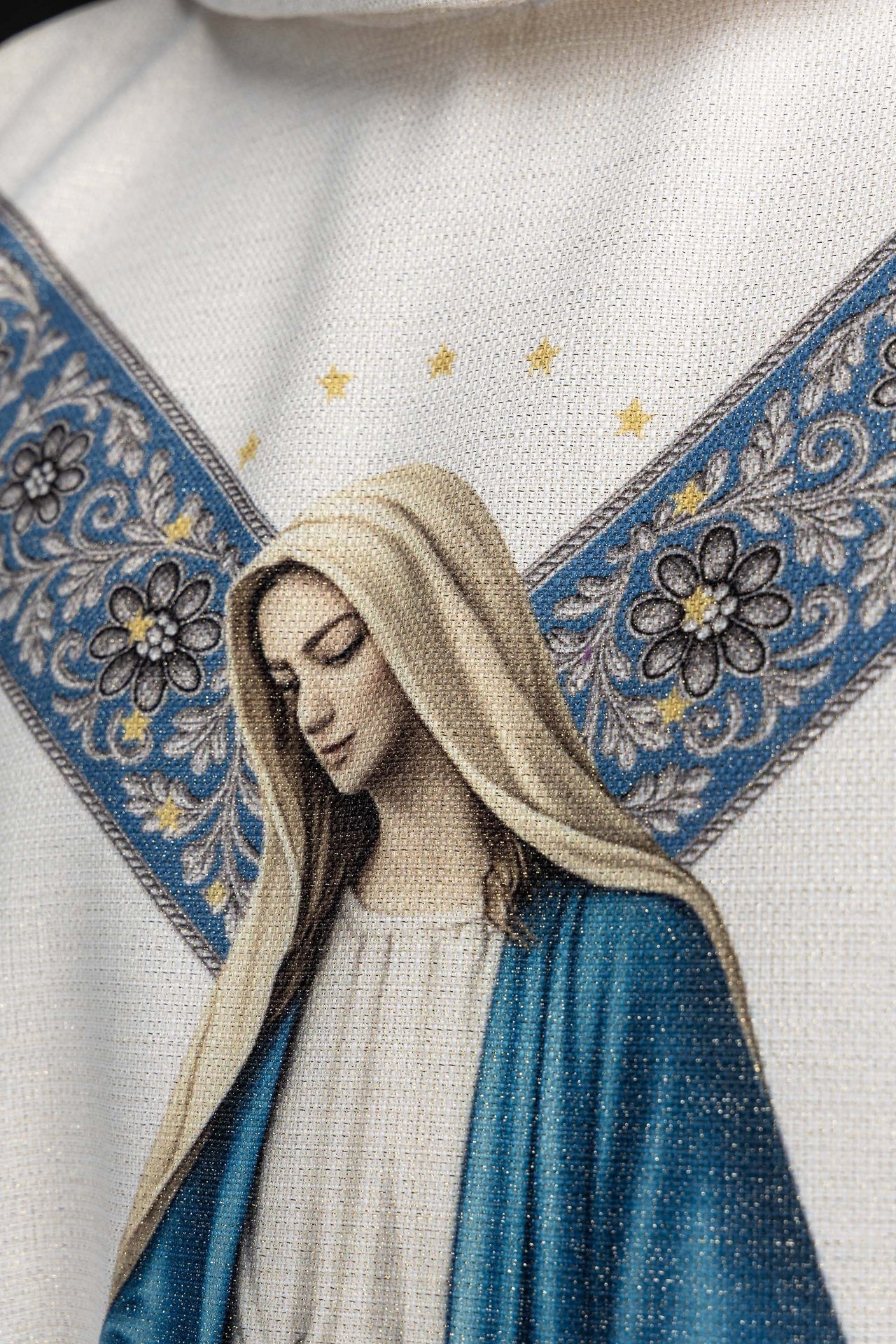 Chasuble imprimée avec l’image de l’Immaculée Conception KOD/7006/05/40 - CHASUBLES.FR