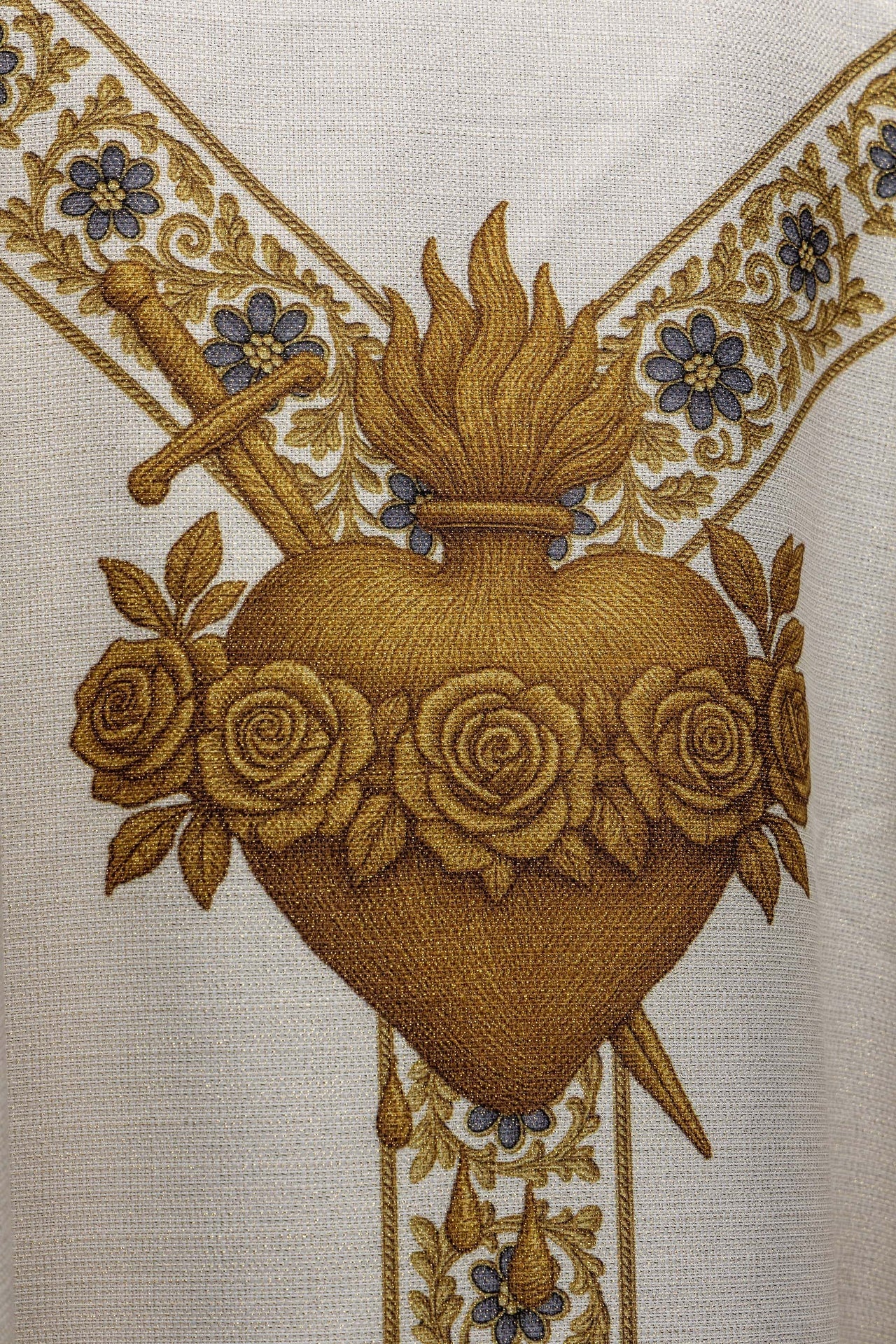 Chasuble imprimée avec l’image de Notre - Dame de Fatima KOD/7011/05/40 - CHASUBLES.FR