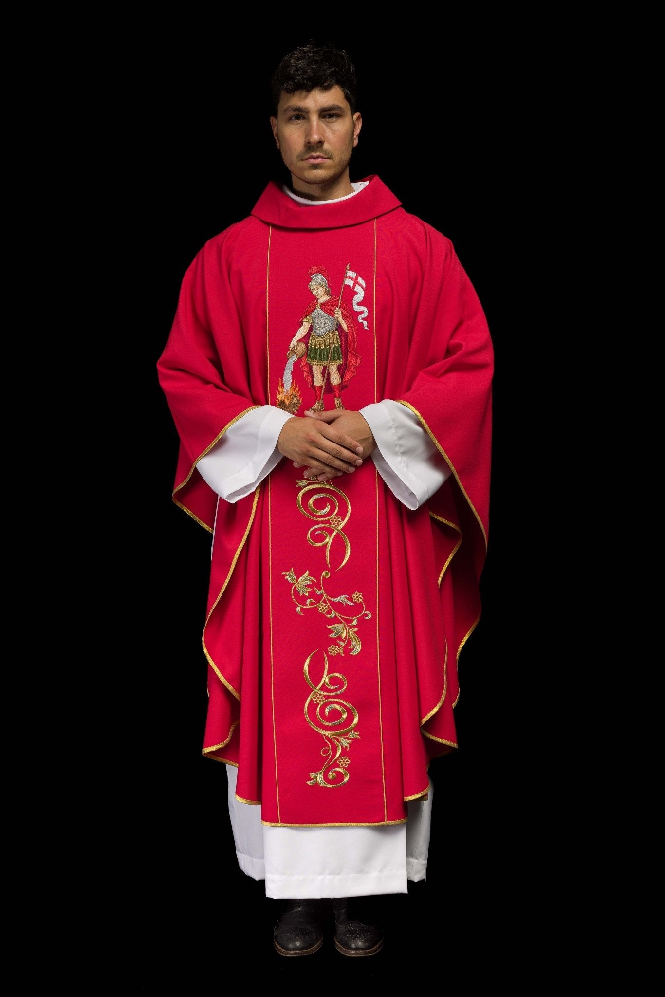 Chasuble richement brodée avec l’image de Saint Florian KOW2/036/02/01 - CHASUBLES.FR