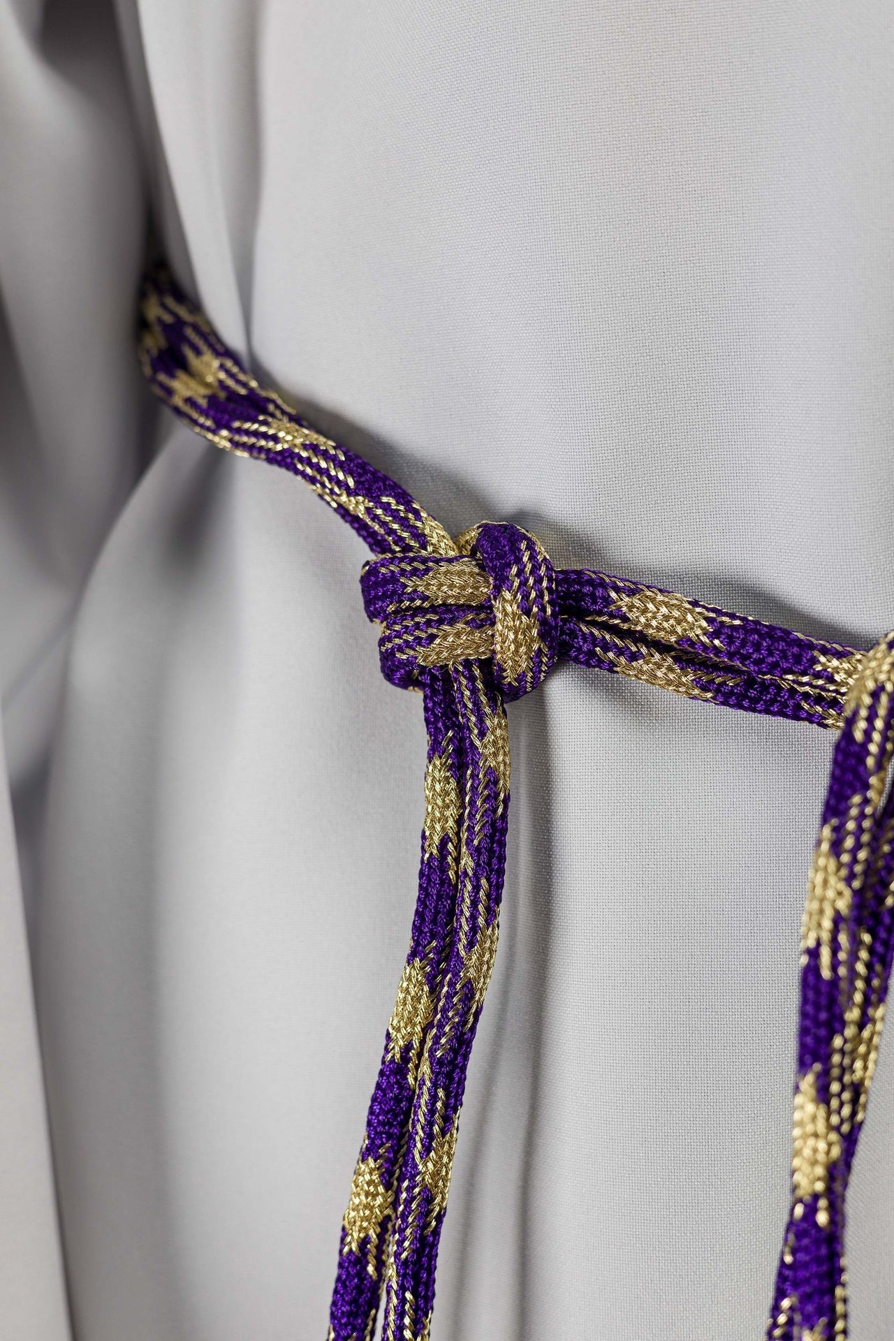 Cordon liturgique violet et doré CIN/803 - CHASUBLES.FR