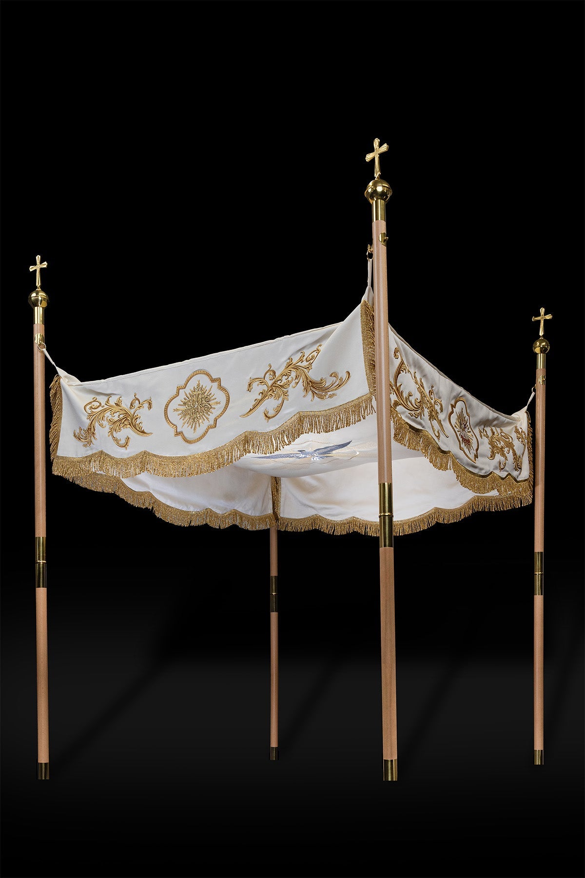 Dais de procession écru pour la Fête - Dieu avec pélican, Agneau de Dieu et calice 140 × 160 KDT/0053/05/20 140*160 - CHASUBLES.FR