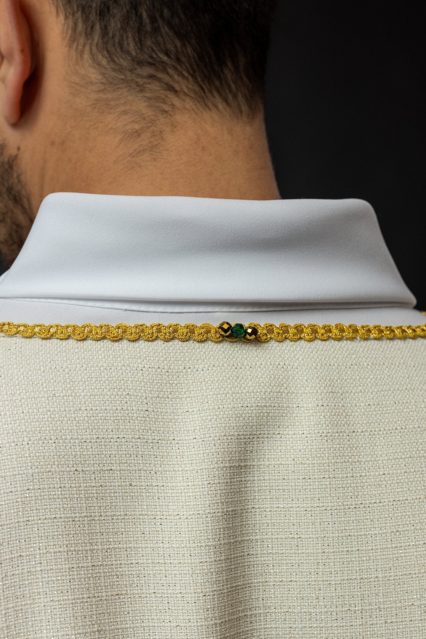 Dalmatique faite à la main avec des pierres naturelles Fait à la main 1001 HM/1001/05/71/PA01 - CHASUBLES.FR