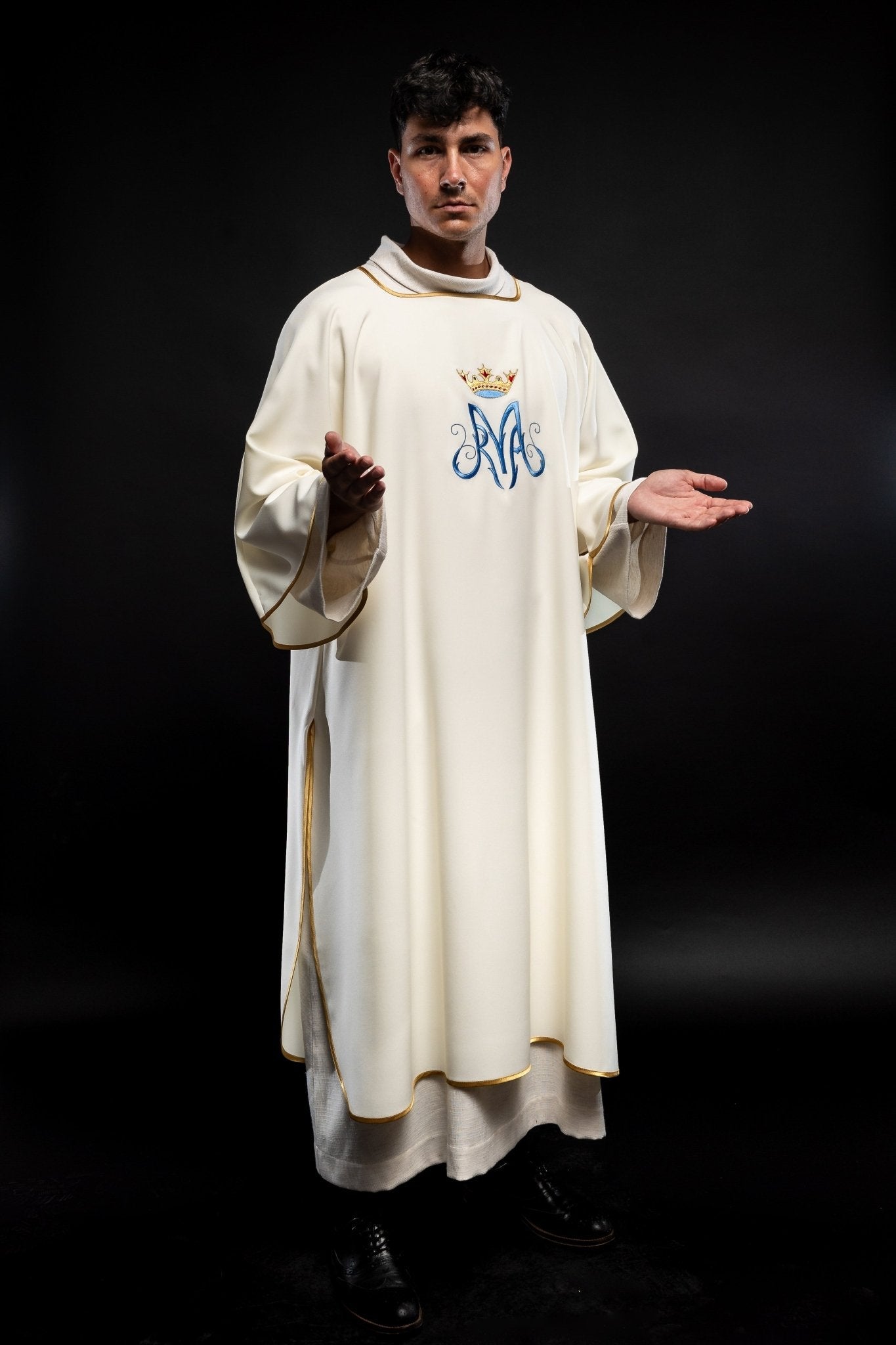 Dalmatiques avec broderie mariale KDL/216/05/12/D - CHASUBLES.FR