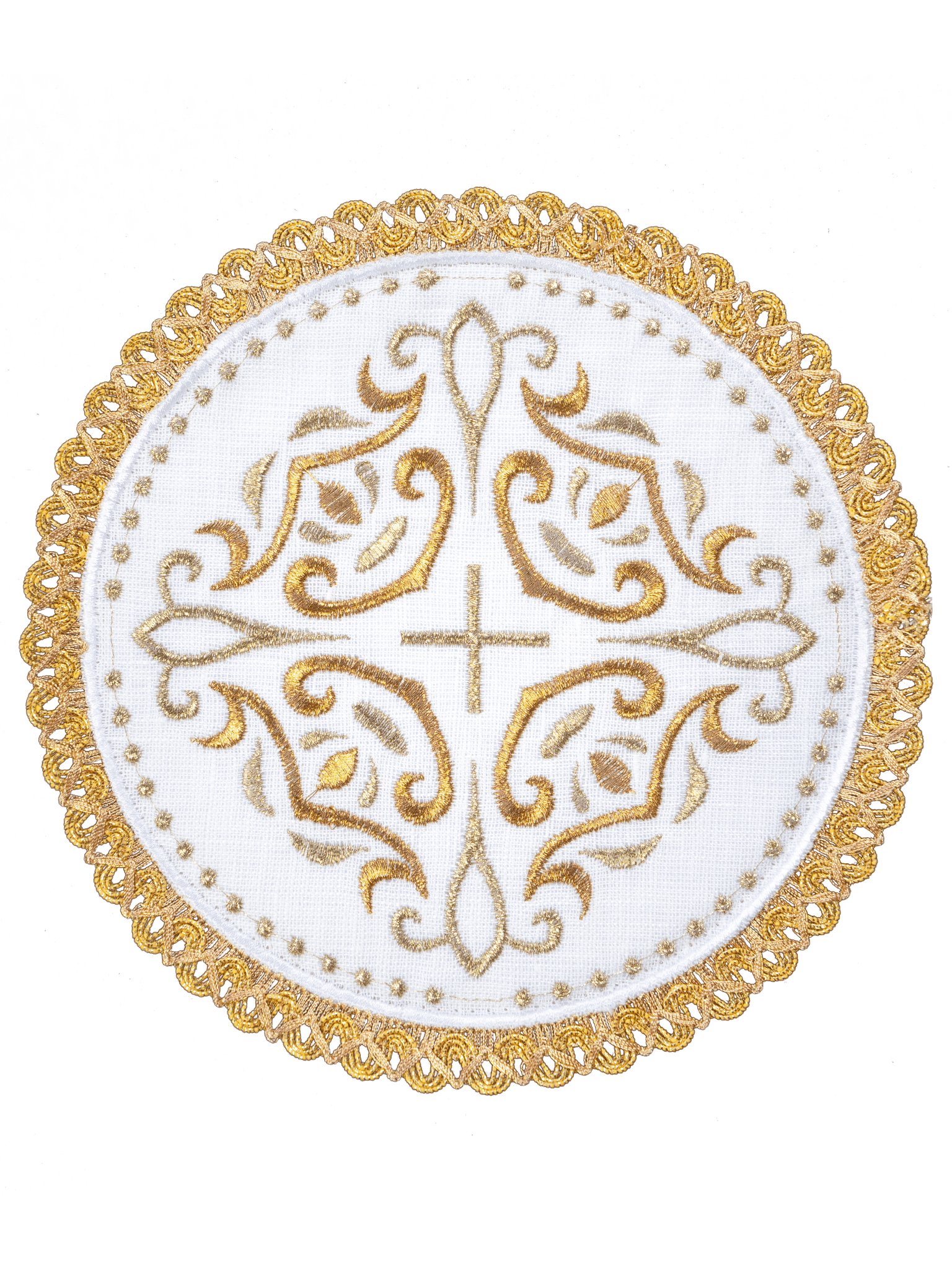 Ensemble de bonnets en lin avec motif croisé sur le bout rond entouré d'une riche broderie S - 5025 - CHASUBLES.FR