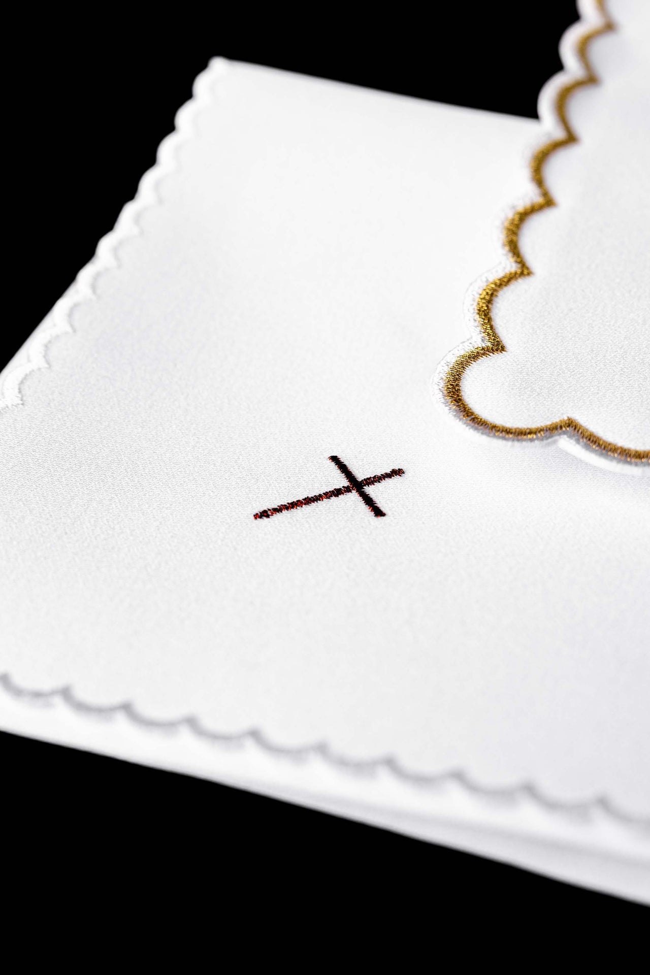 Ensemble de linge de calice brodé avec motif eucharistique blanc KDT/5026/04 - CHASUBLES.FR