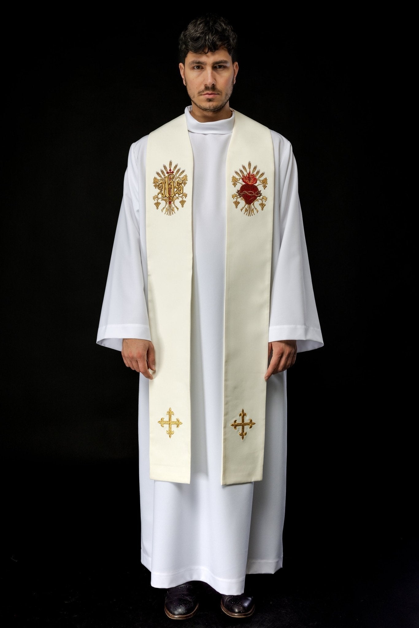 Étole brodée de la croix, de l'IHS et du cœur de Jésus - Christ écru KST/159/05/01 ECRU - CHASUBLES.FR