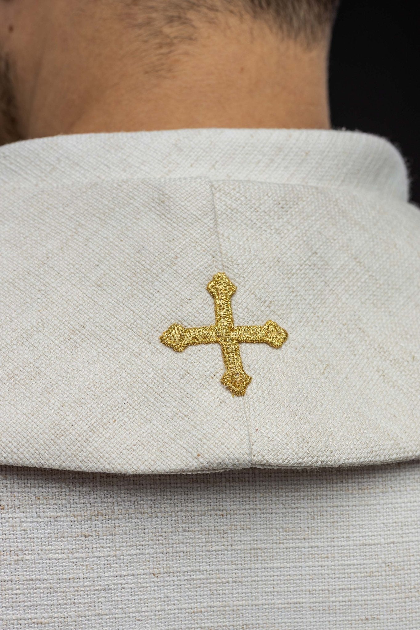Etole brodée de l'image de Jésus Bon Pasteur avec un agneau KSW2/009/05/49 - CHASUBLES.FR