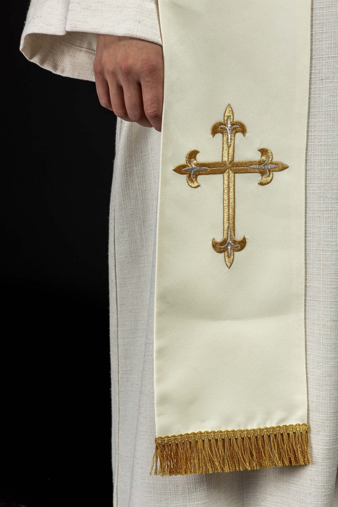 Étole brodée Notre - Dame de Czestochowa KST/501/05/01 ECRU - CHASUBLES.FR