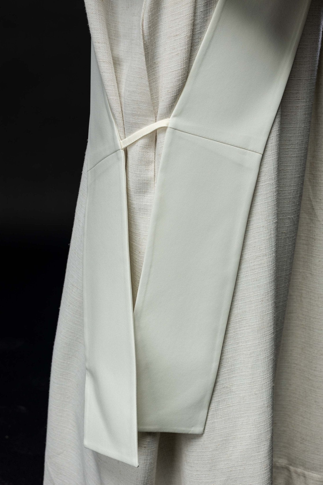 Étole de diacre avec motif de raisin et de croix KSD/139/05/01 ECRU - CHASUBLES.FR