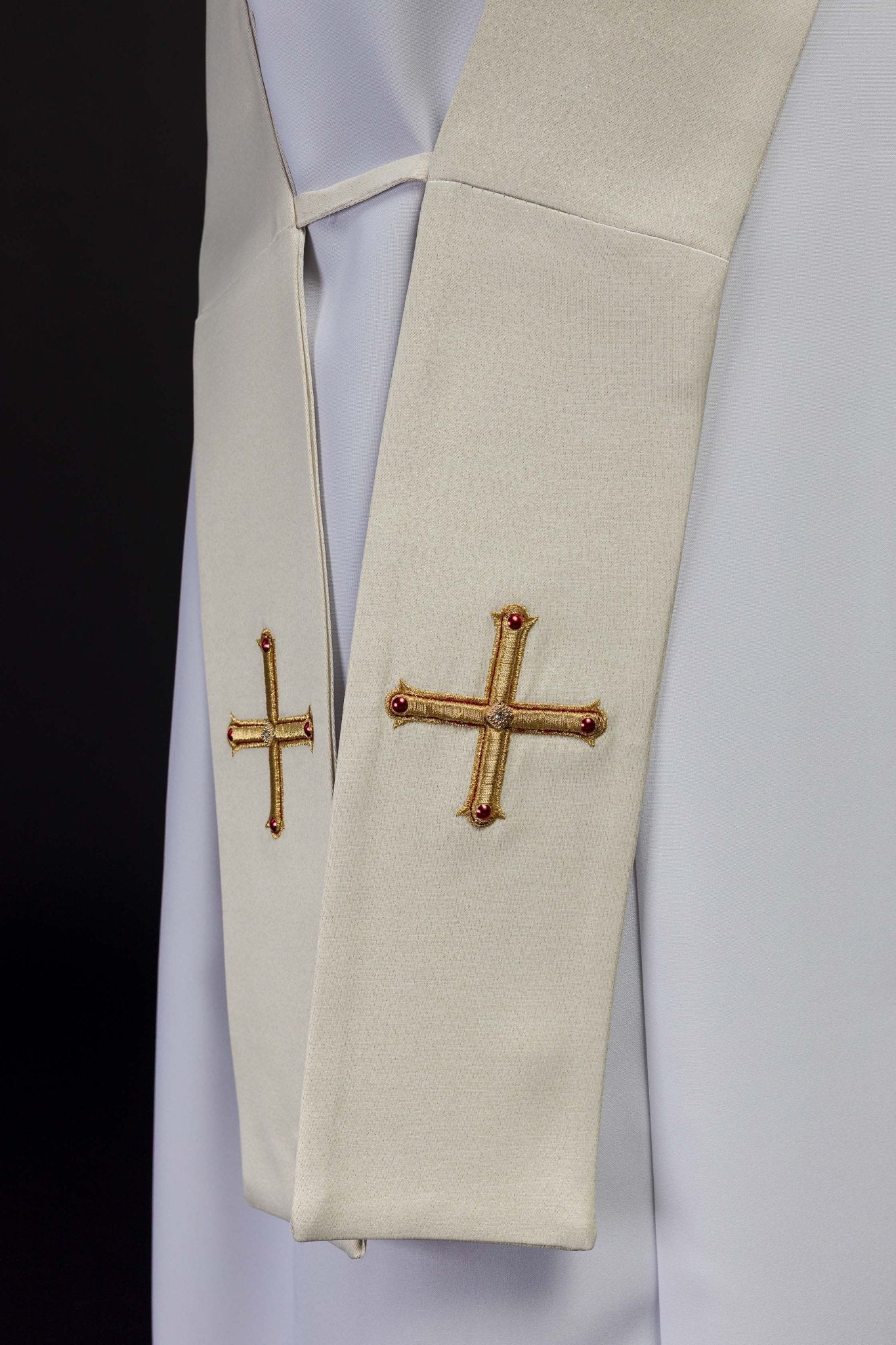 Étole de diacre brodée d'une croix LE/2210 LE2210 - 10 ZŁOTY - CHASUBLES.FR