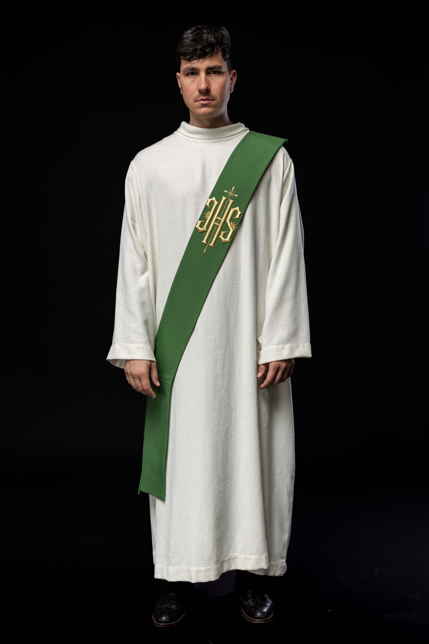 Étole de diacre brodée IHS avec croix KSD/135/01/01 ZIELONY - CHASUBLES.FR