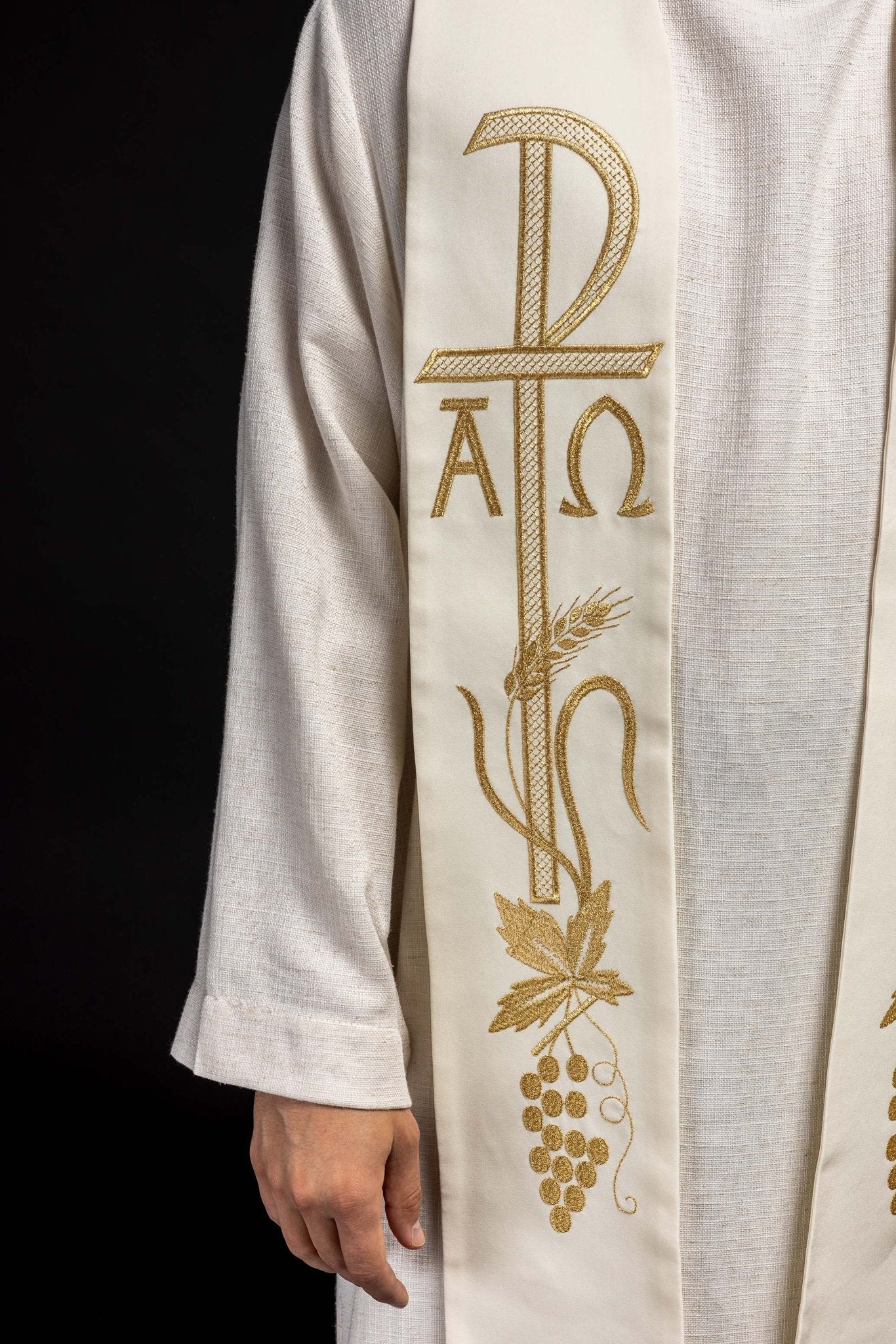 Étole de prêtre brodée Alpha et Omega écru KST/075/05/01 ECRU - CHASUBLES.FR