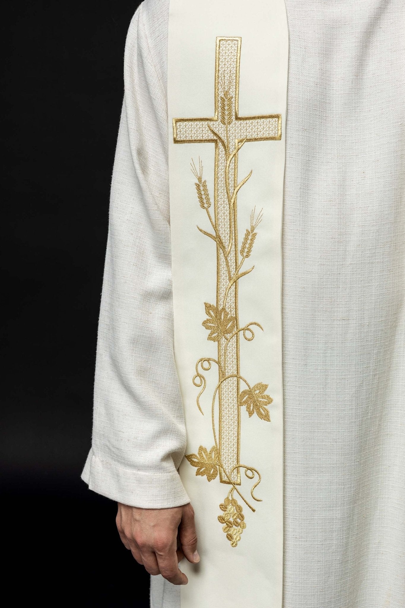 Étole de prêtre brodée Croix écrue KST/072/05/01 ECRU - CHASUBLES.FR