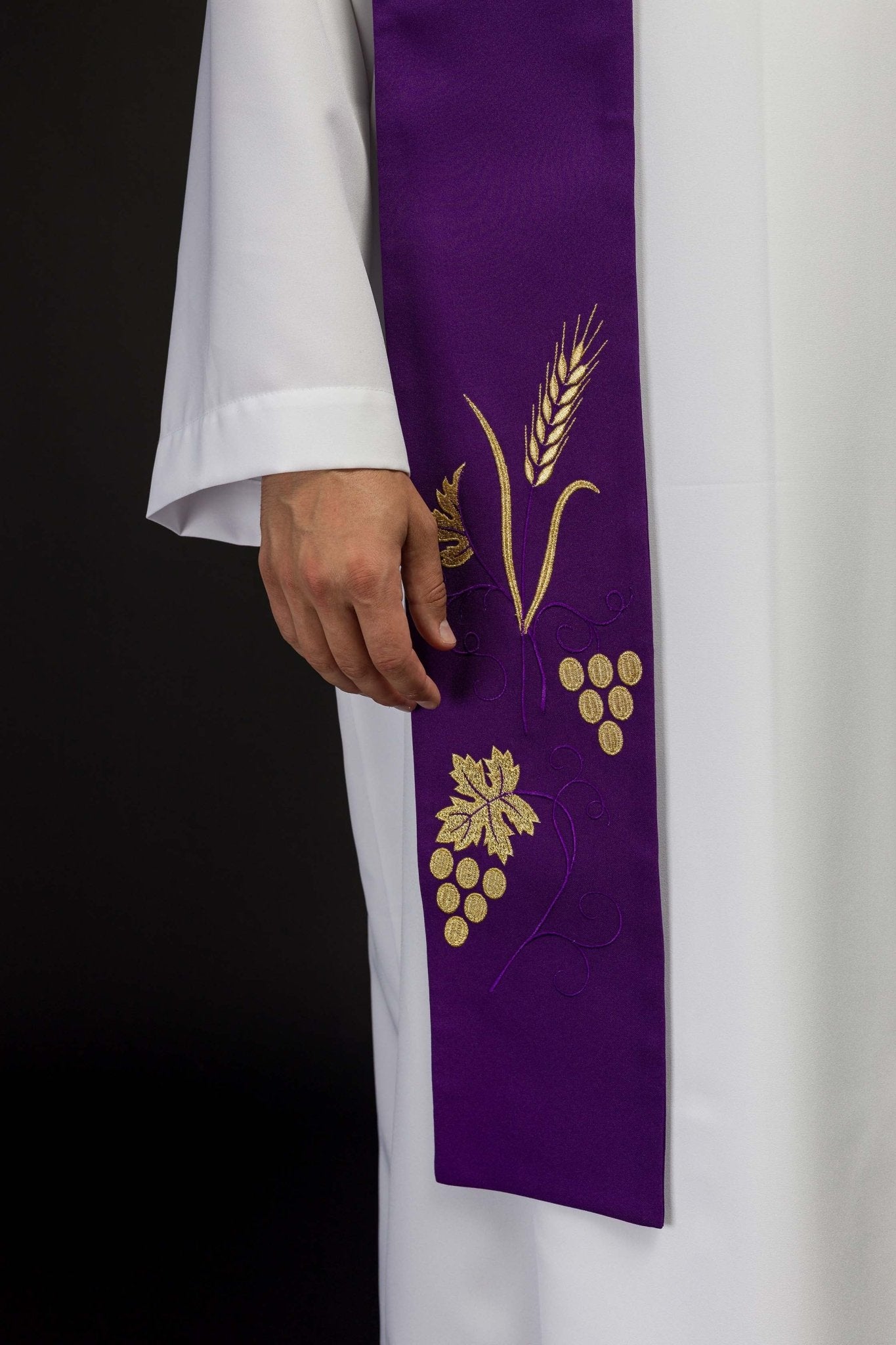 Étole de prêtre brodée de raisins et d'épis en violet KST/003/03/01 FIOLET - CHASUBLES.FR