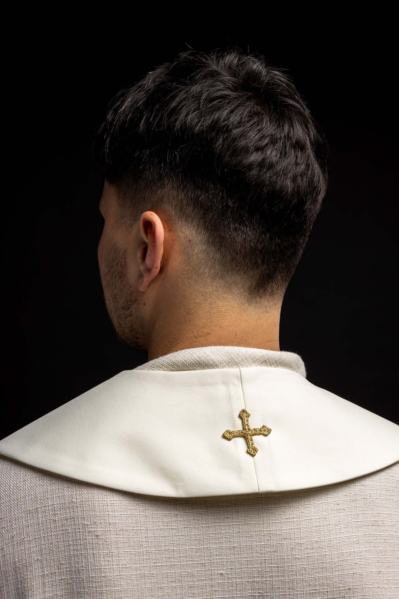 Étole de prêtre brodée en agneau écru KST/042/05/01 ECRU - CHASUBLES.FR