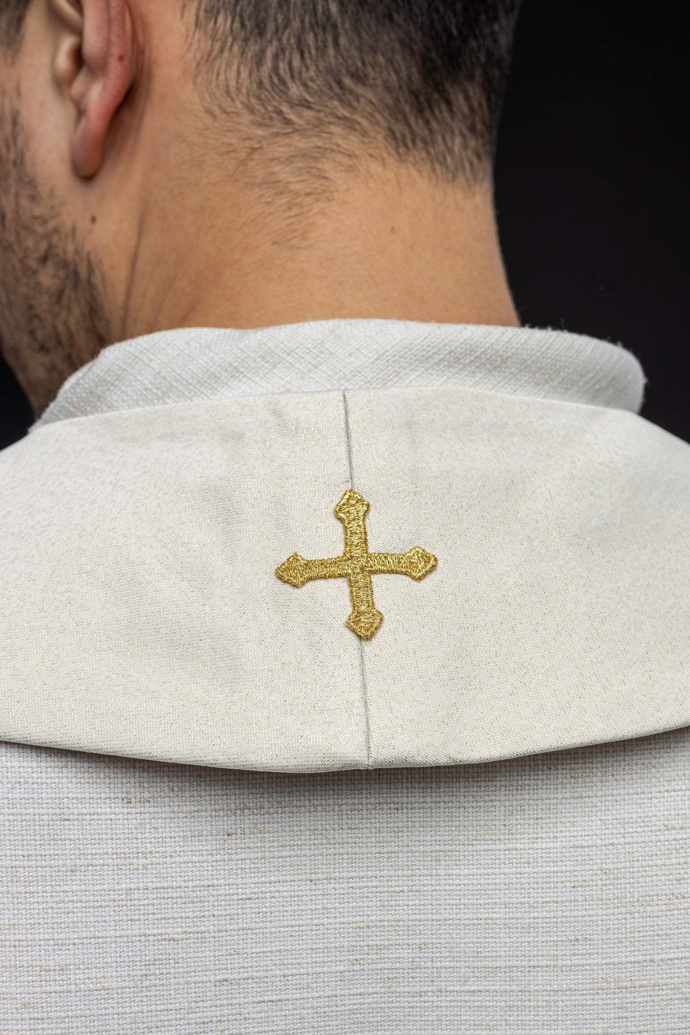 Étole de prêtre brodée et décorée de brads LE/2012/05 - CHASUBLES.FR