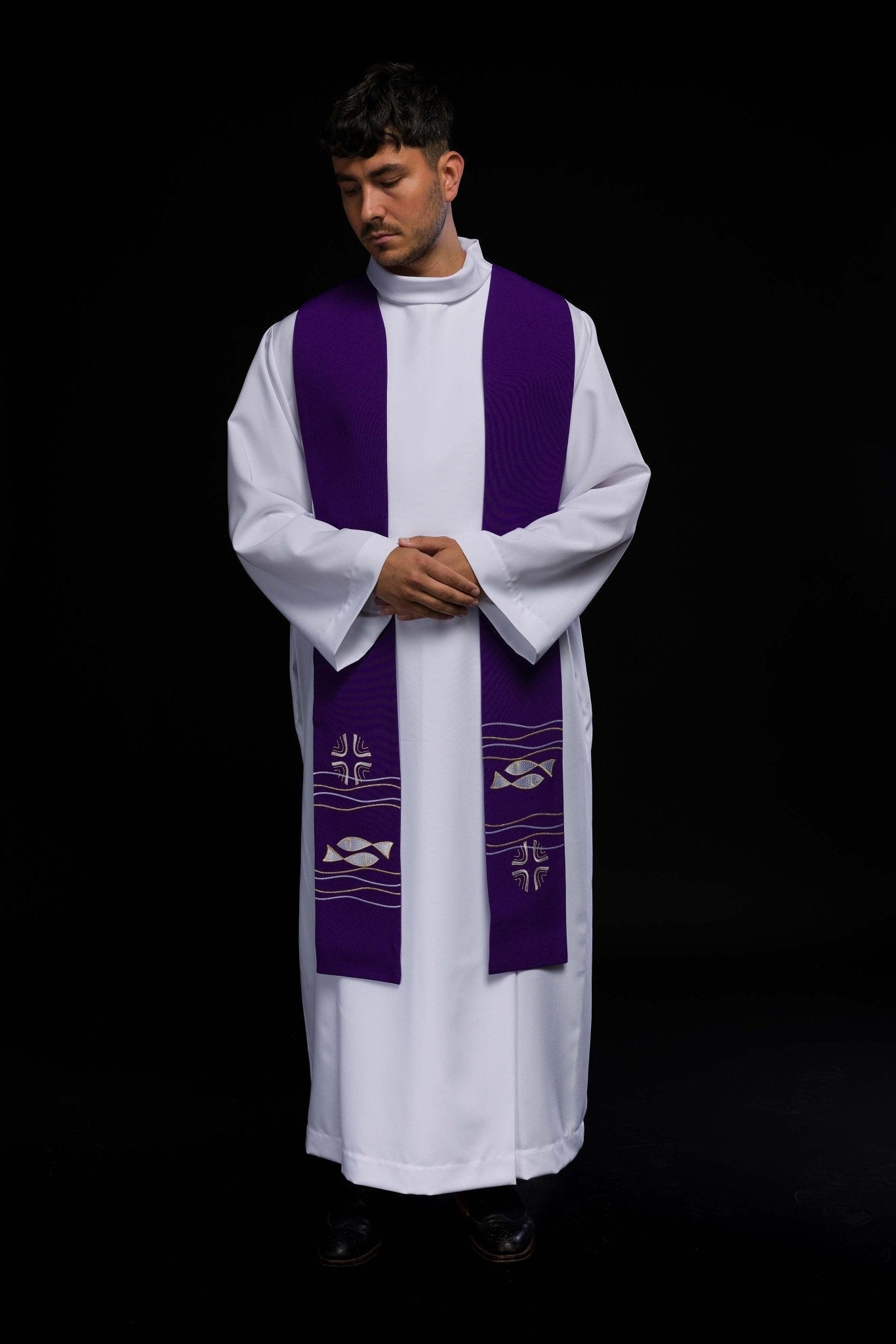 Étole de prêtre brodée Fish Purple KST/022/03/01 FIOLET - CHASUBLES.FR