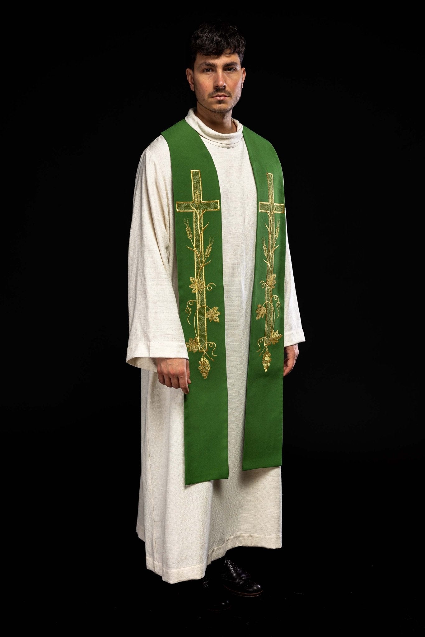 Étole de prêtre brodée verte Croix KST/072/01/01 ZIELONY - CHASUBLES.FR