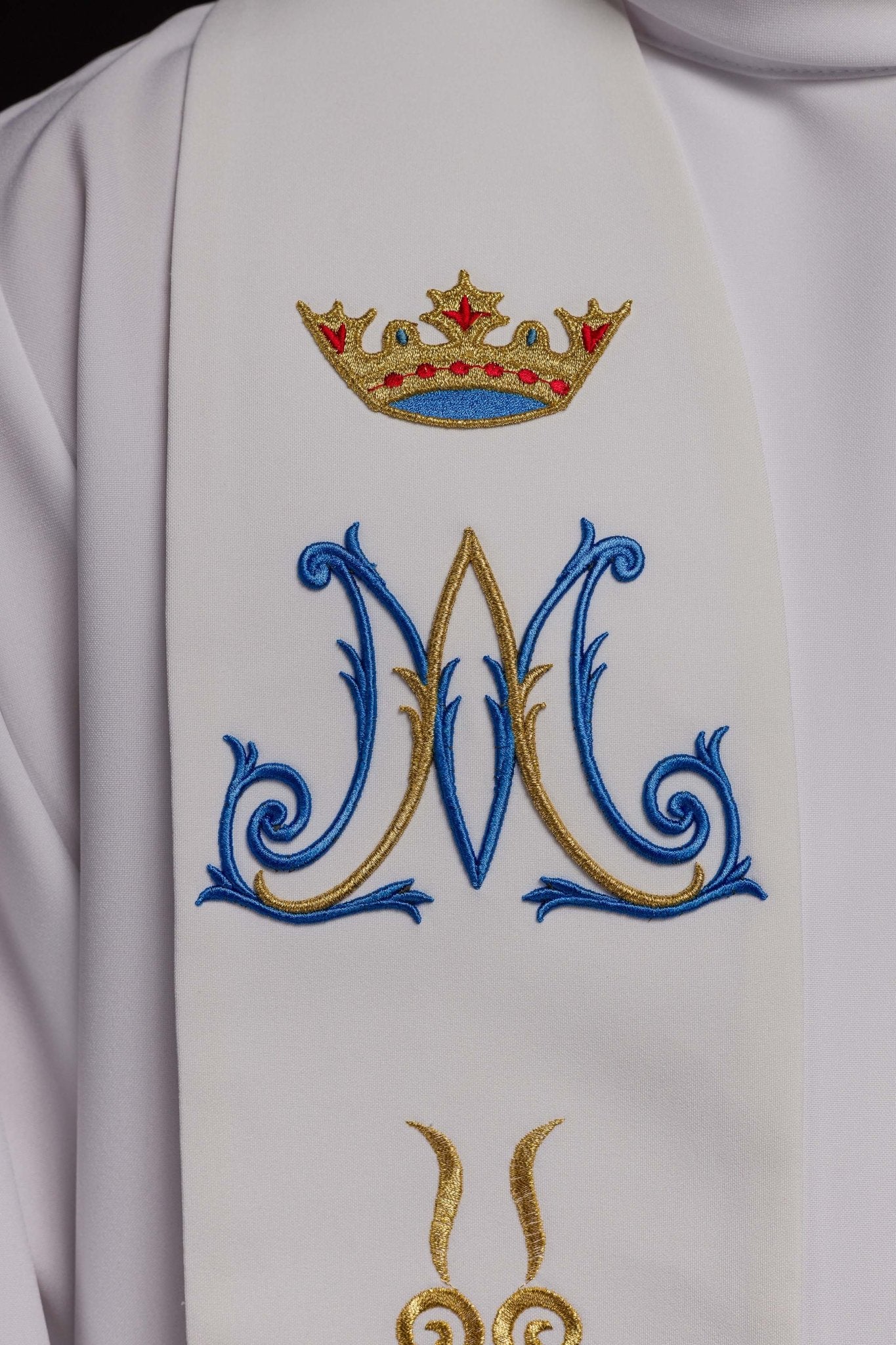 Étole de prêtre mariale blanche brodée KST/056/04/01 BIAŁY - CHASUBLES.FR