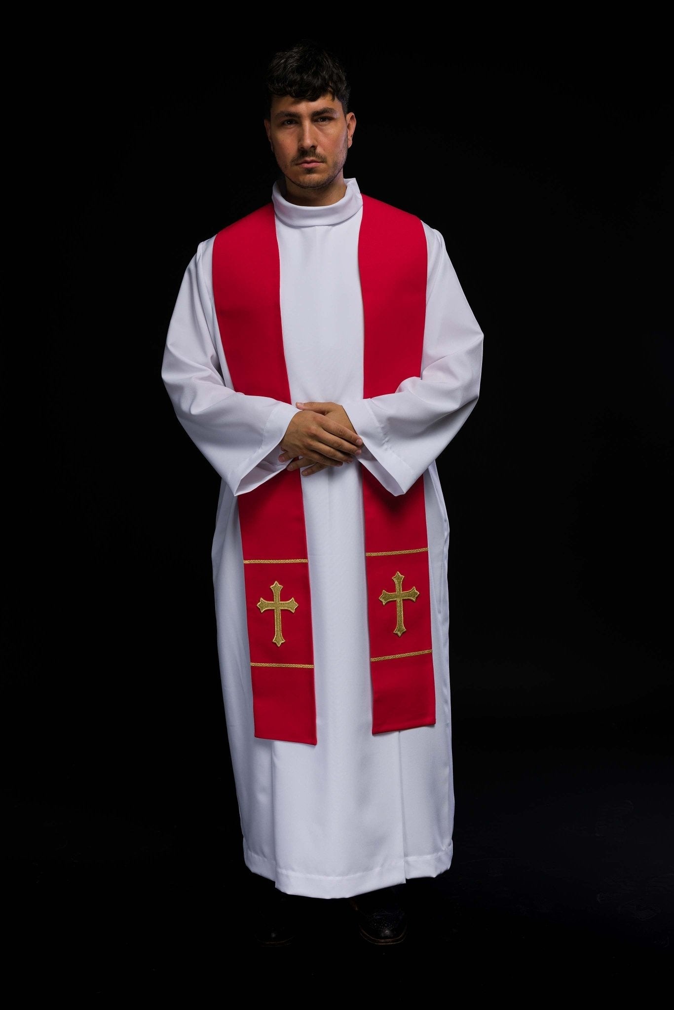 Étole de prêtre rouge brodée d'une croix KST/063/02/01 CZERWONY - CHASUBLES.FR