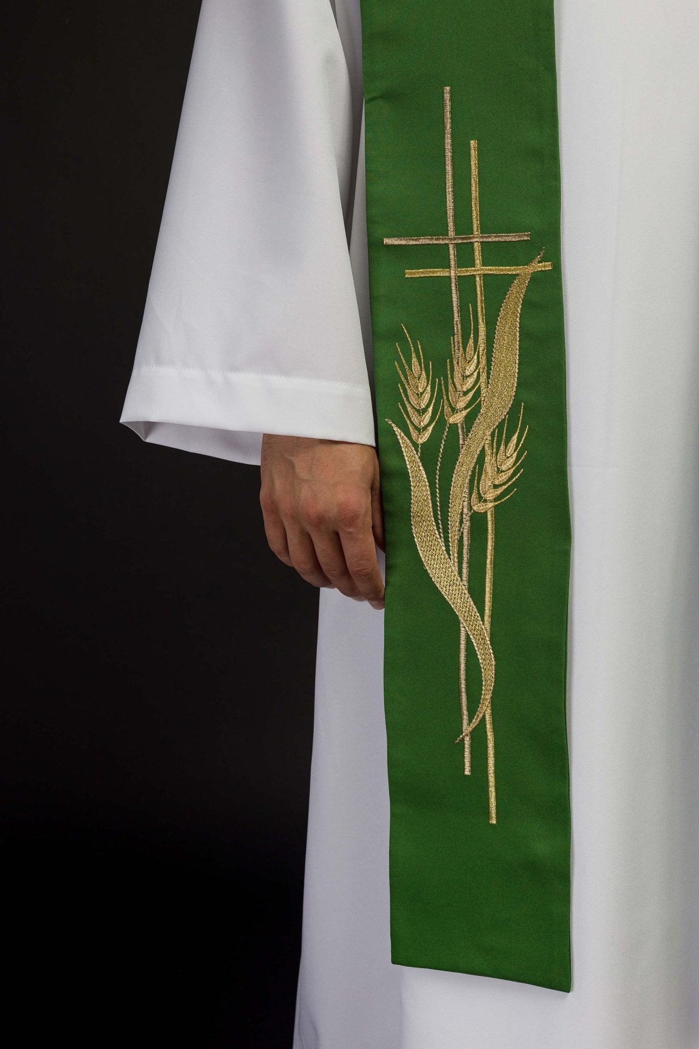 Étole de prêtre verte brodée KST/083/01/01 ZIELONY - CHASUBLES.FR